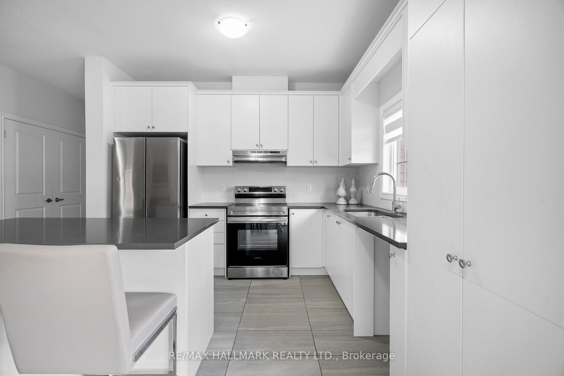 59 Jazzberry Road photo 17