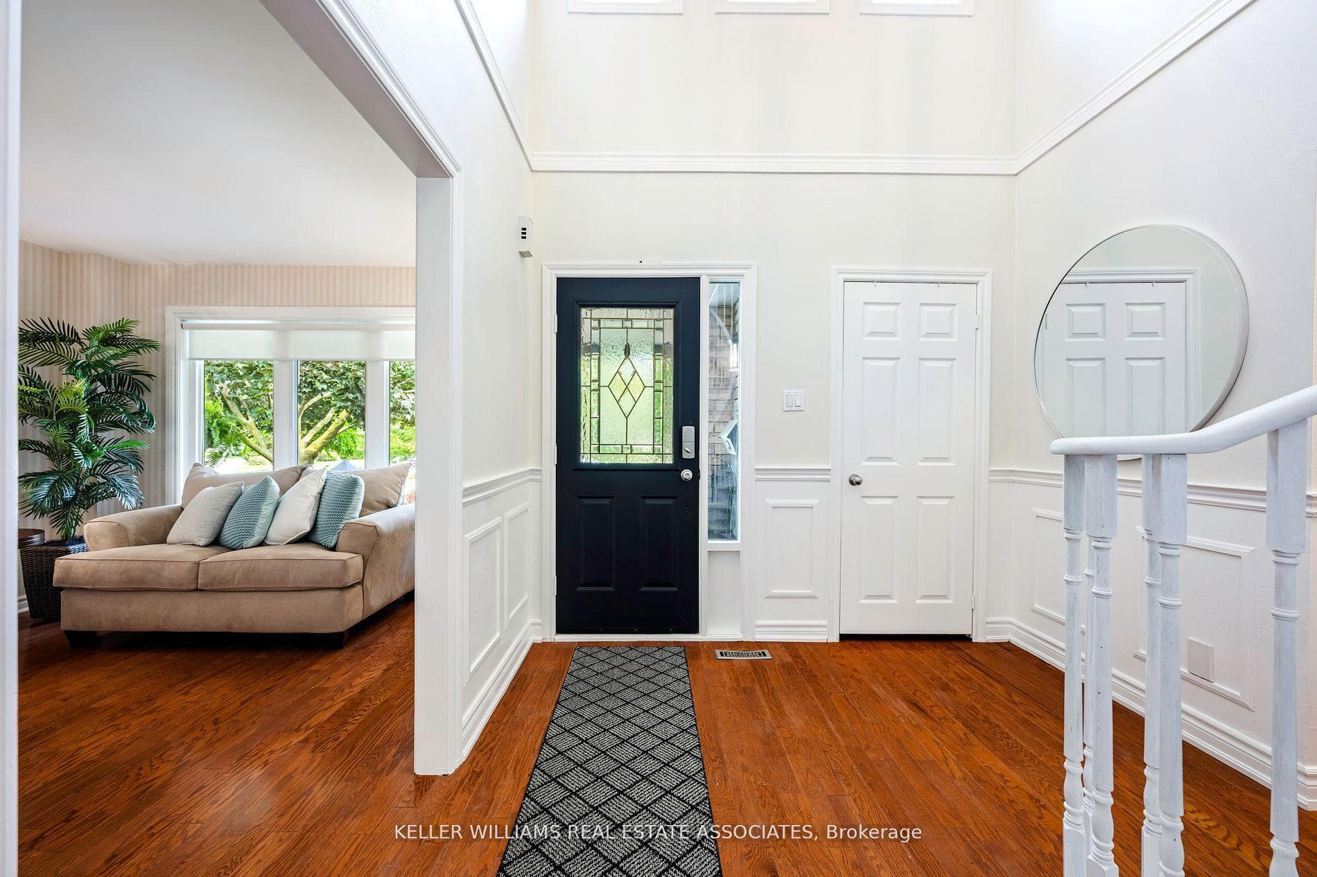 35 Treanor Crescent photo 3