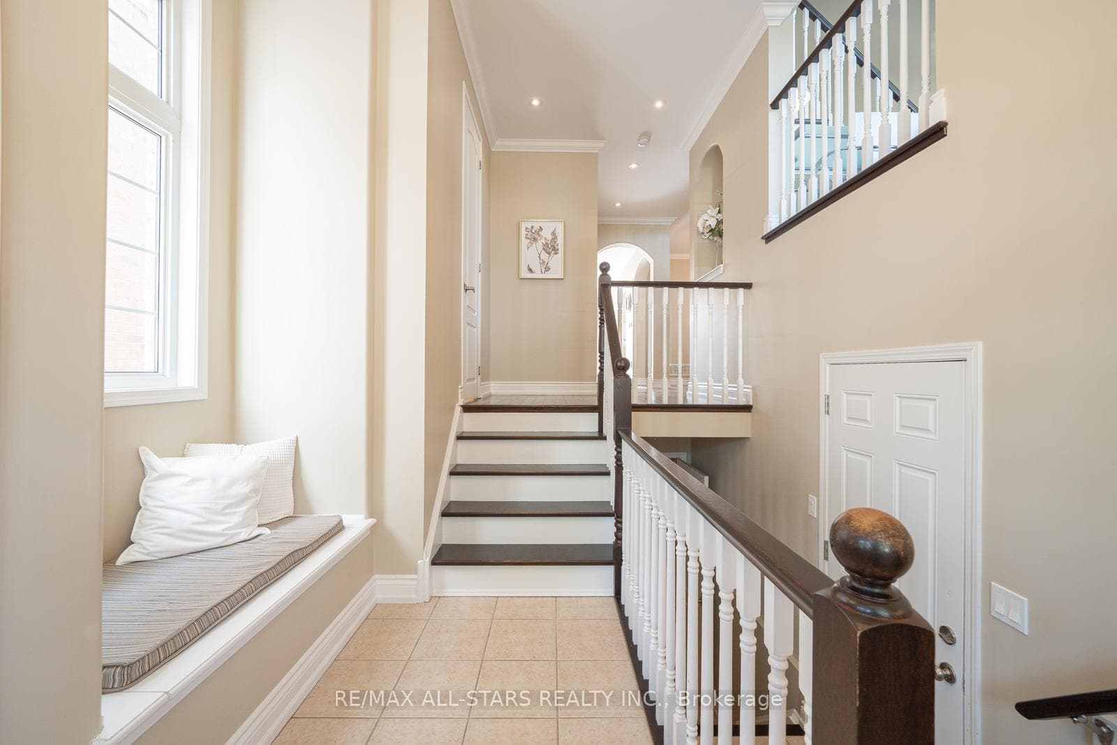 110 Ina Lane photo 6
