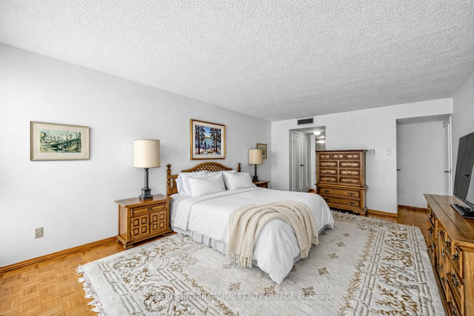 61 St Clair Avenue Unit 1002 photo 19
