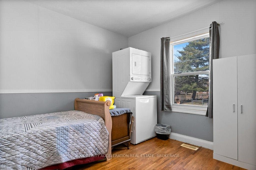 302 Camden Road photo 21