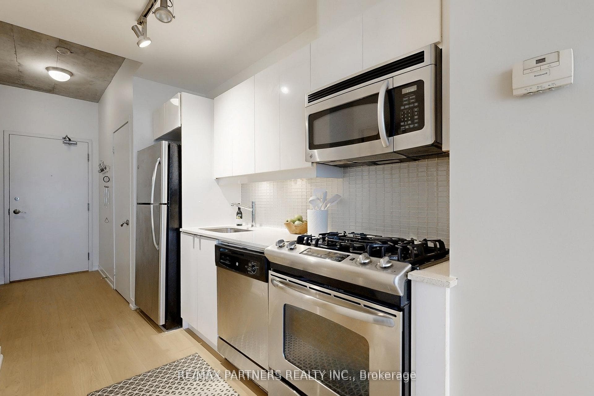 127 Queen Street Unit 604 photo 7