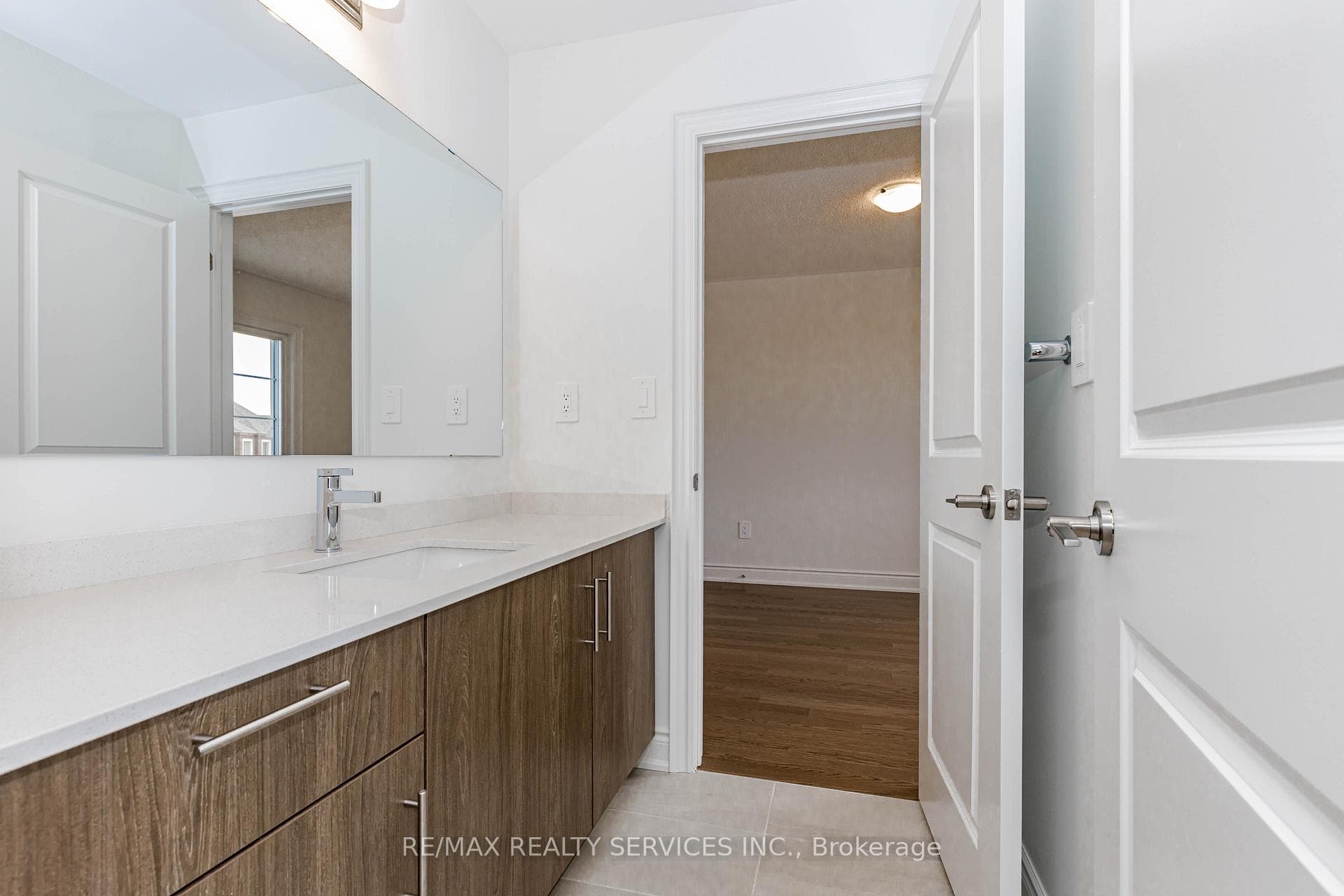 Jack & Jill Bathroom