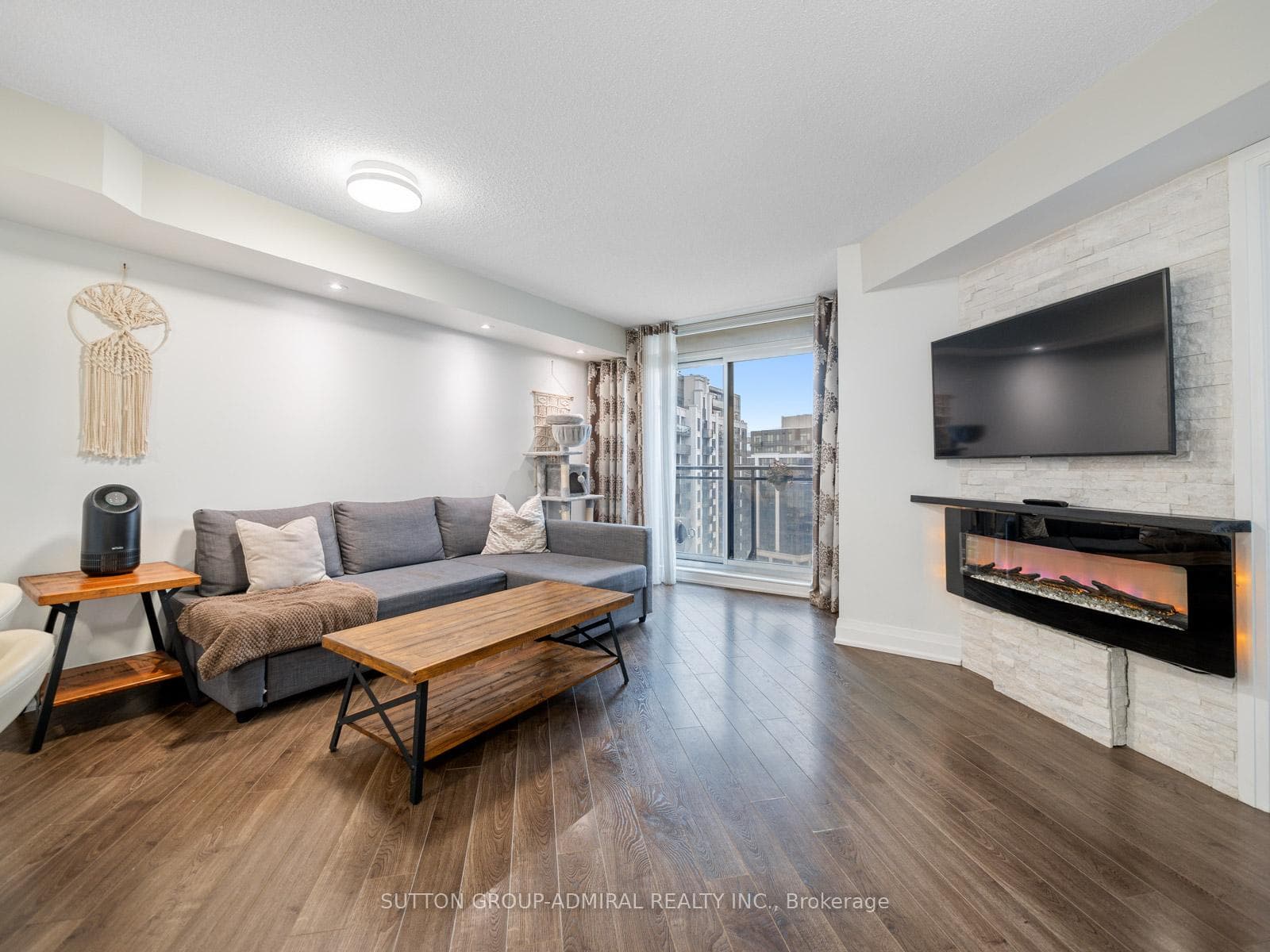 1060 Sheppard Avenue Unit 1201 photo 1