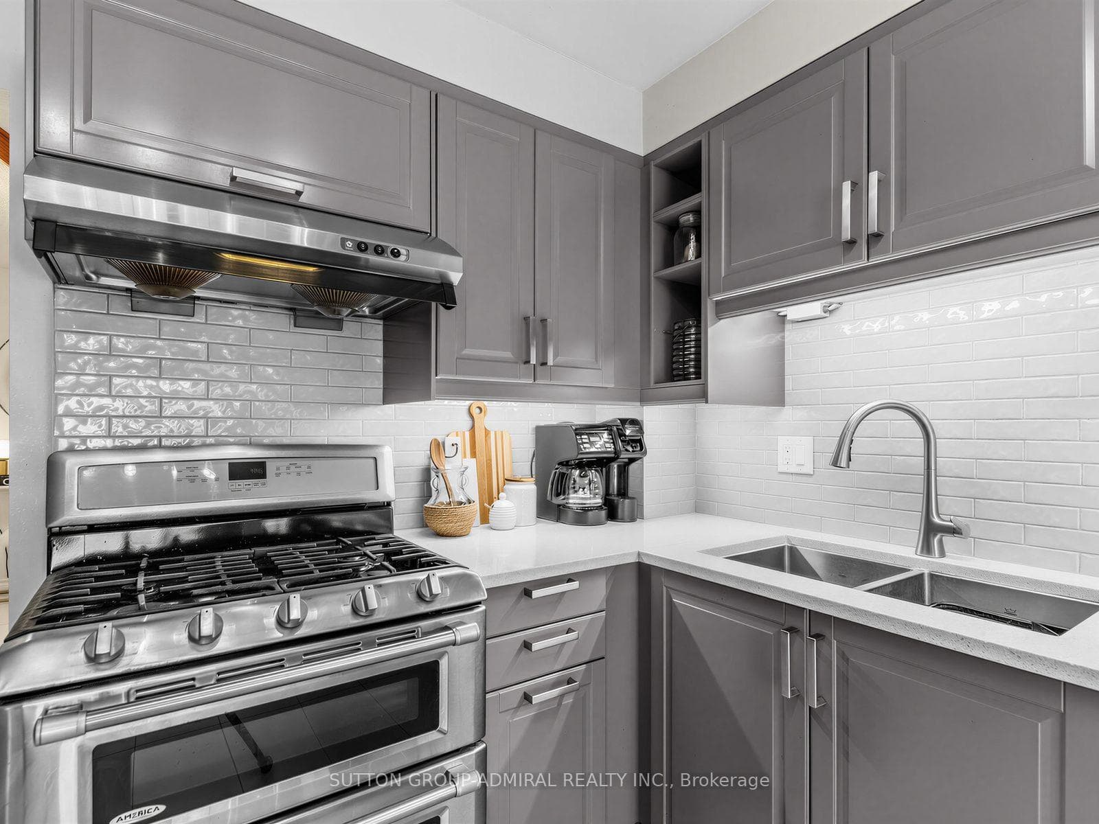 59 Marita Place photo 12