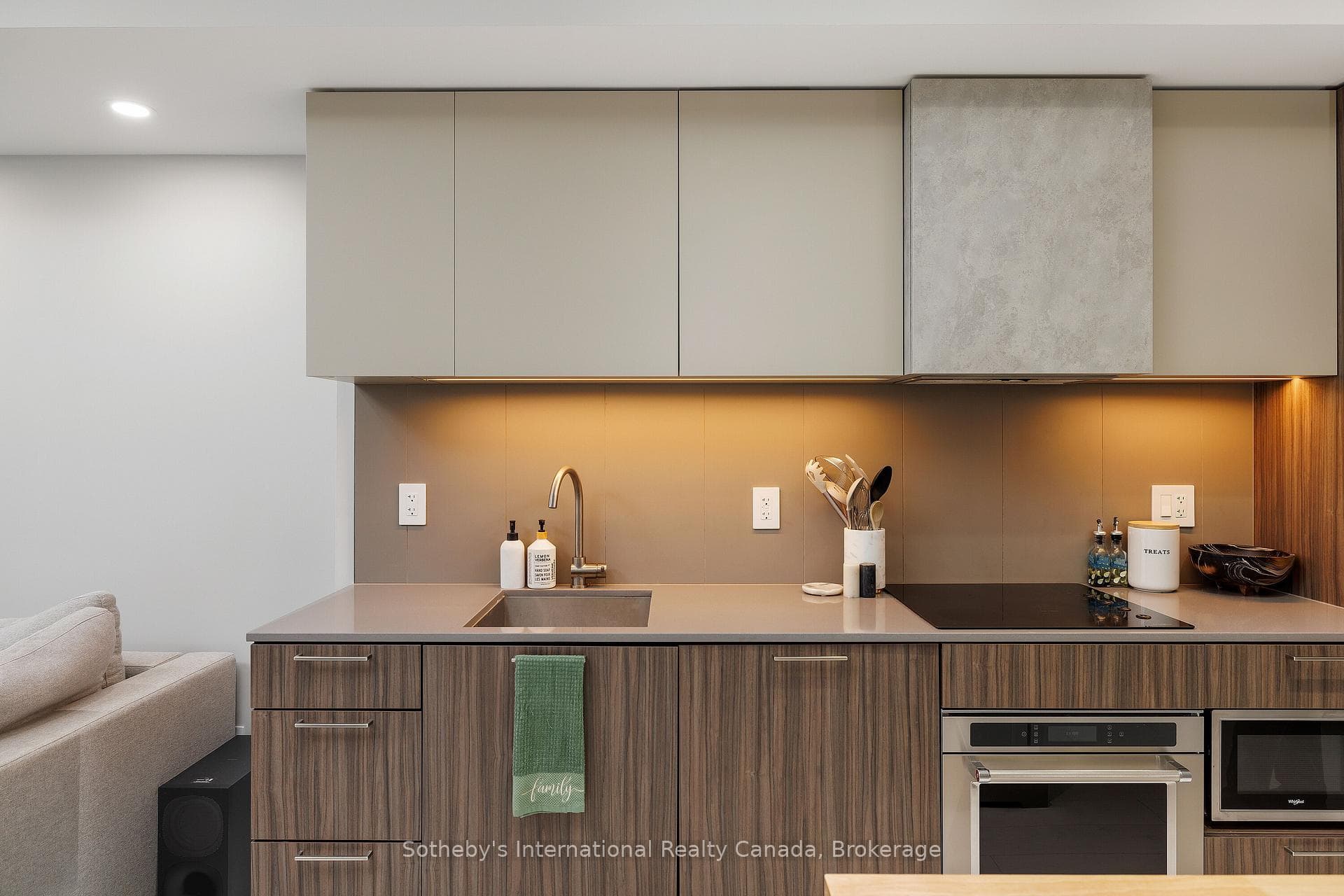 19 Western Battery Road Unit 2608 photo 12