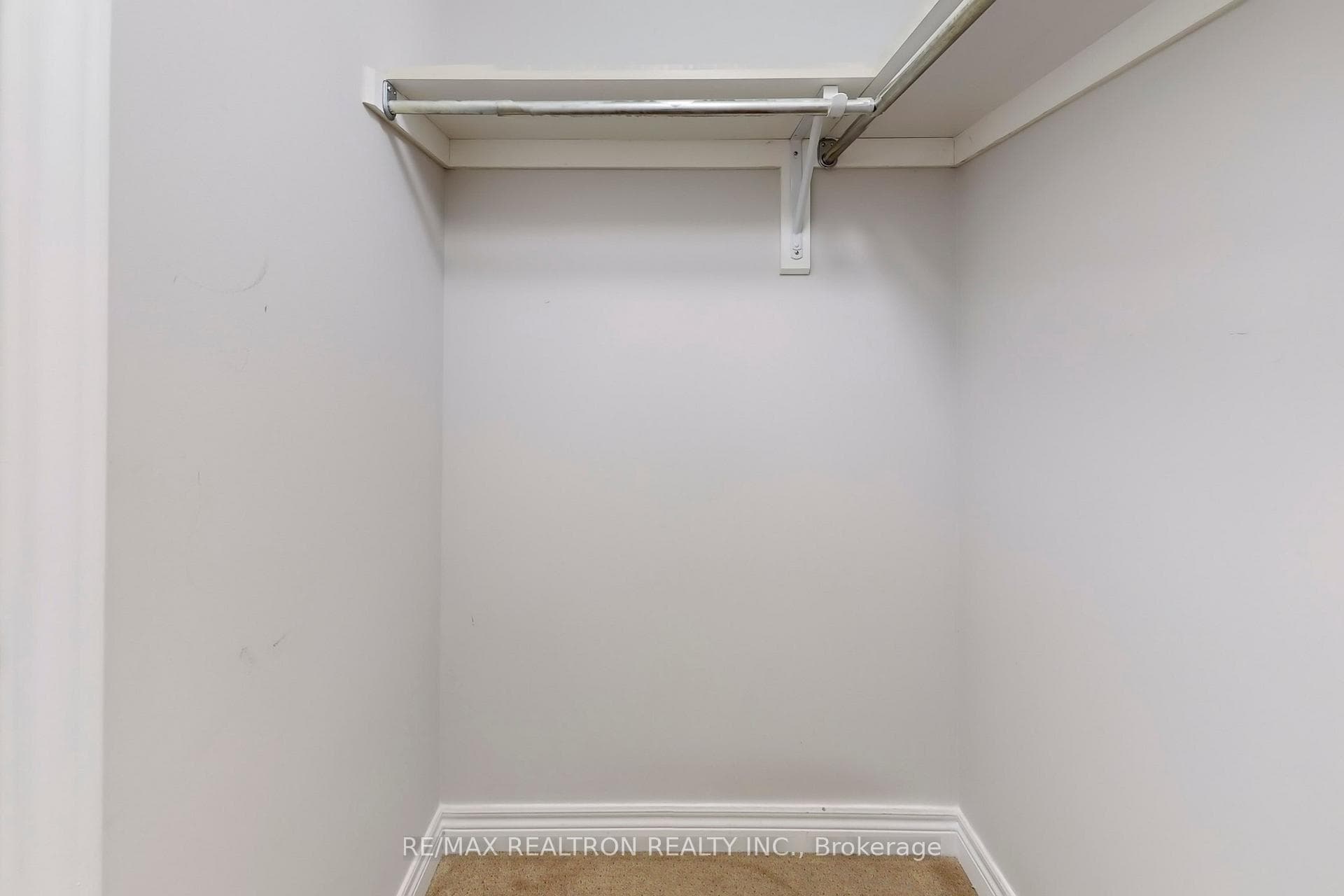 60 Disera Drive Unit 201 photo 23