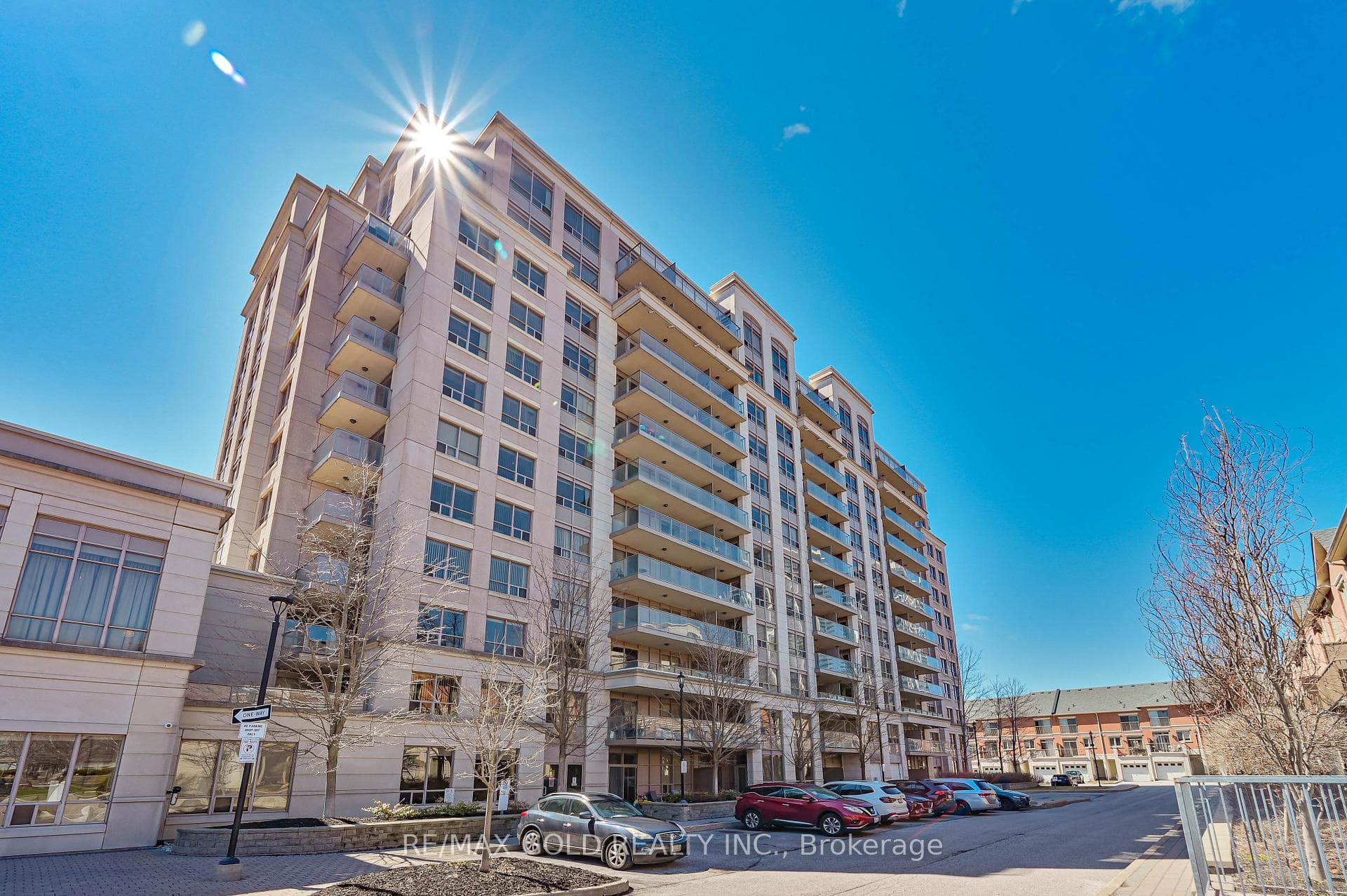 37 Galleria Parkway Unit 319 photo 22