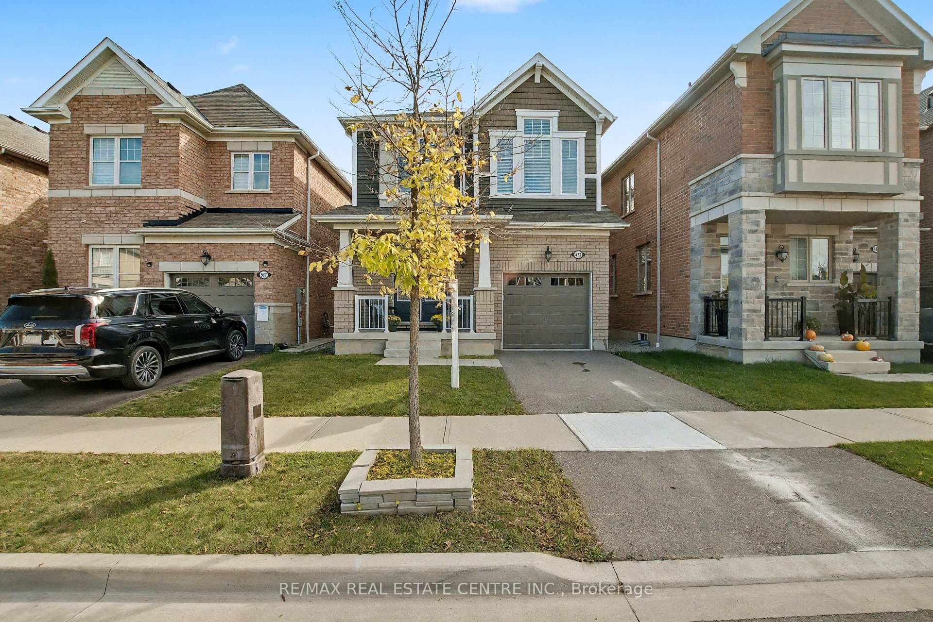 573 Juneberry Court photo 1