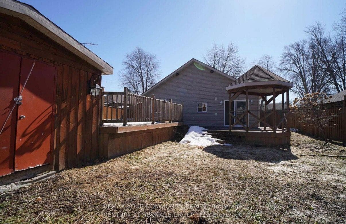 236 Simcoe Avenue photo 47