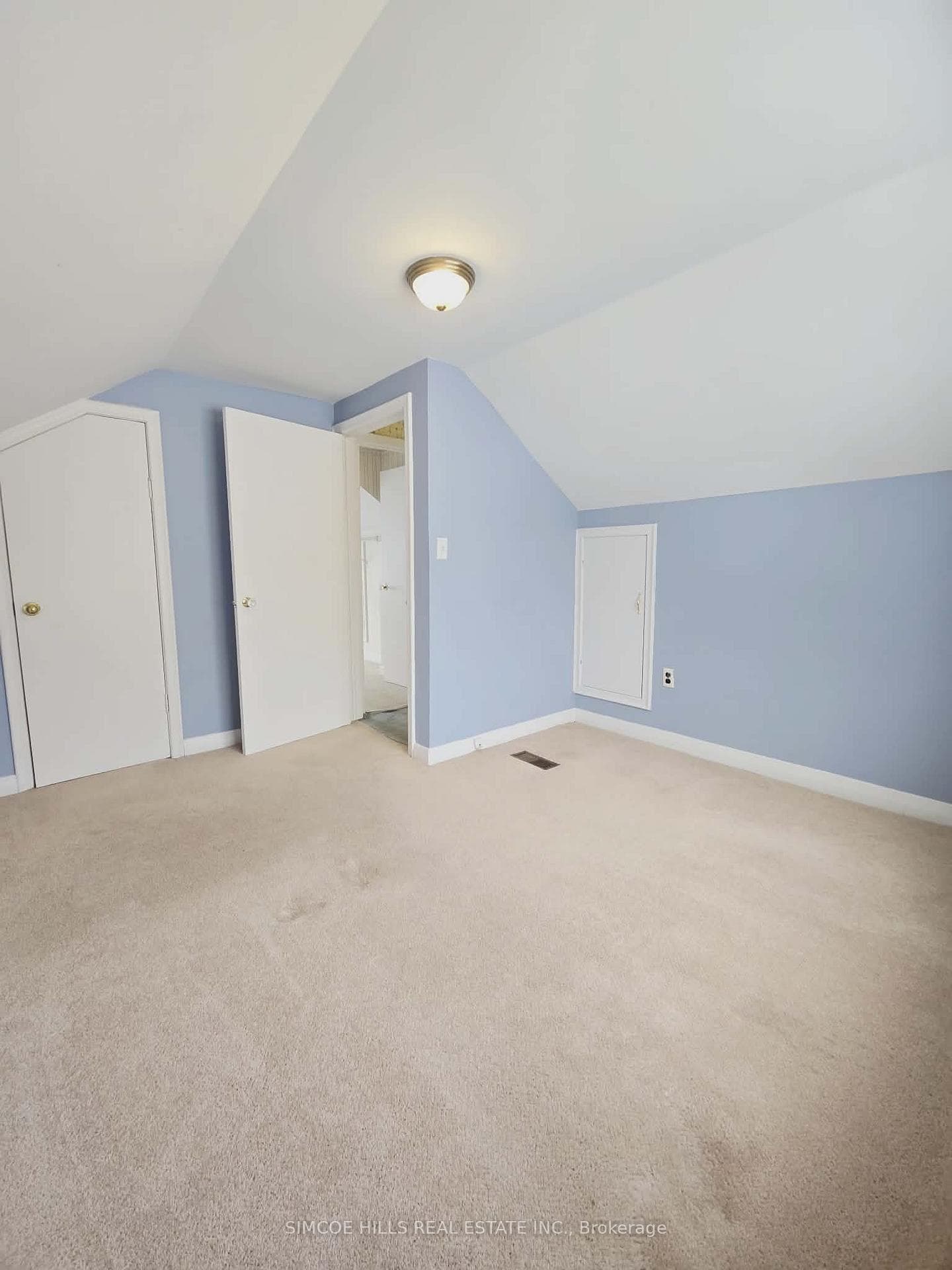 326 Harvey Street photo 7