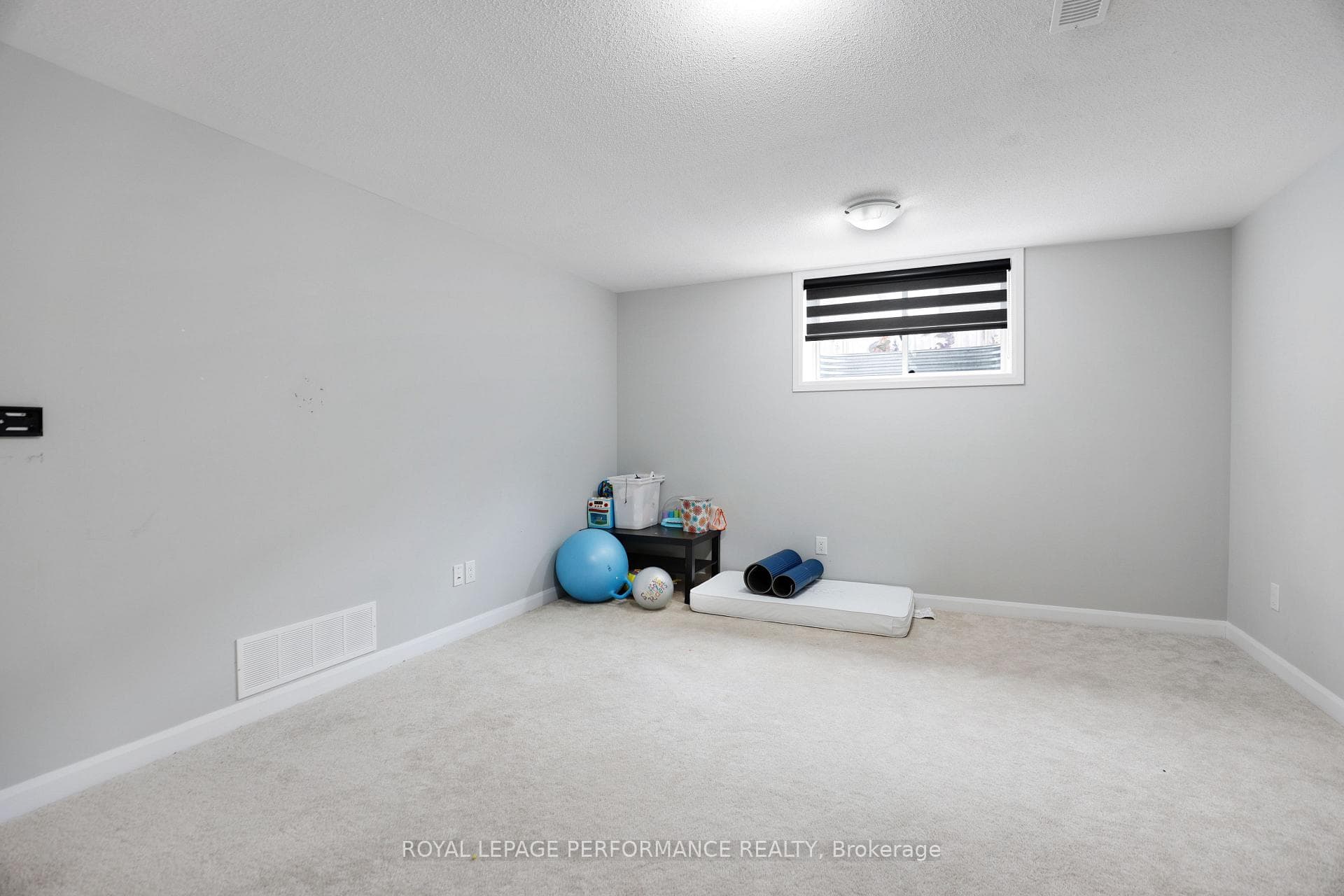 318 GUPPY Grove photo 28