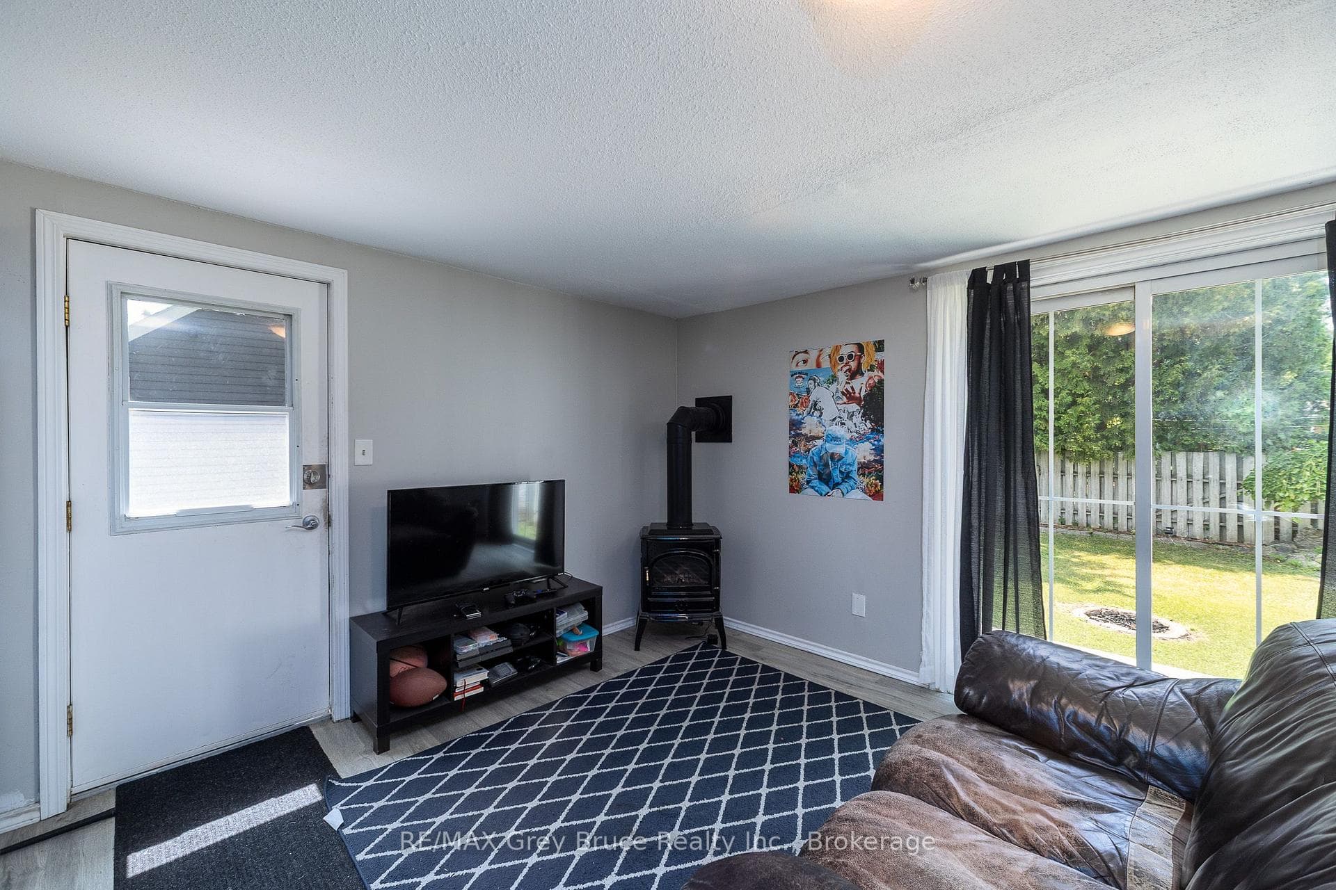 1110 2nd Avenue photo 32