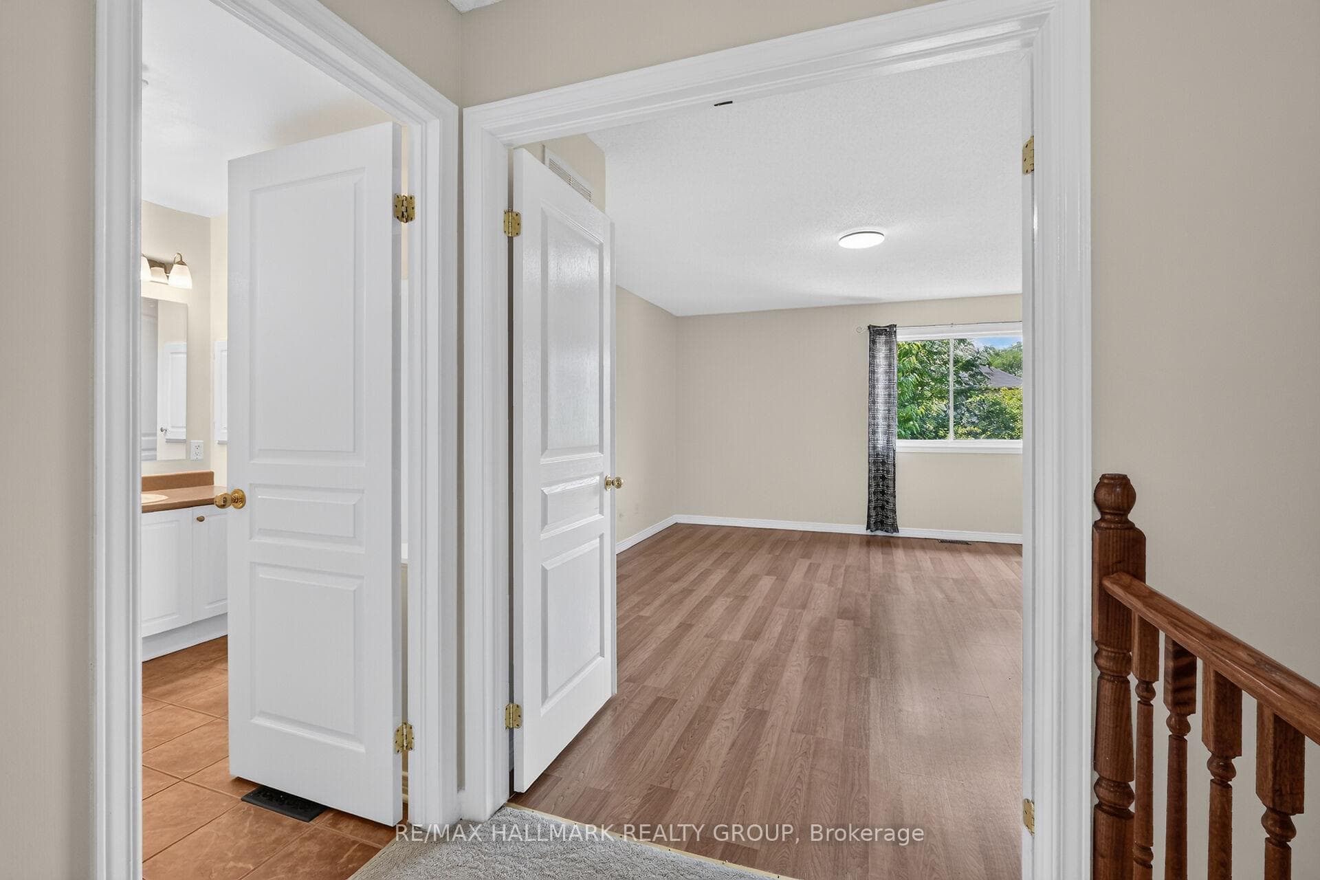 24 Gray Crescent photo 20