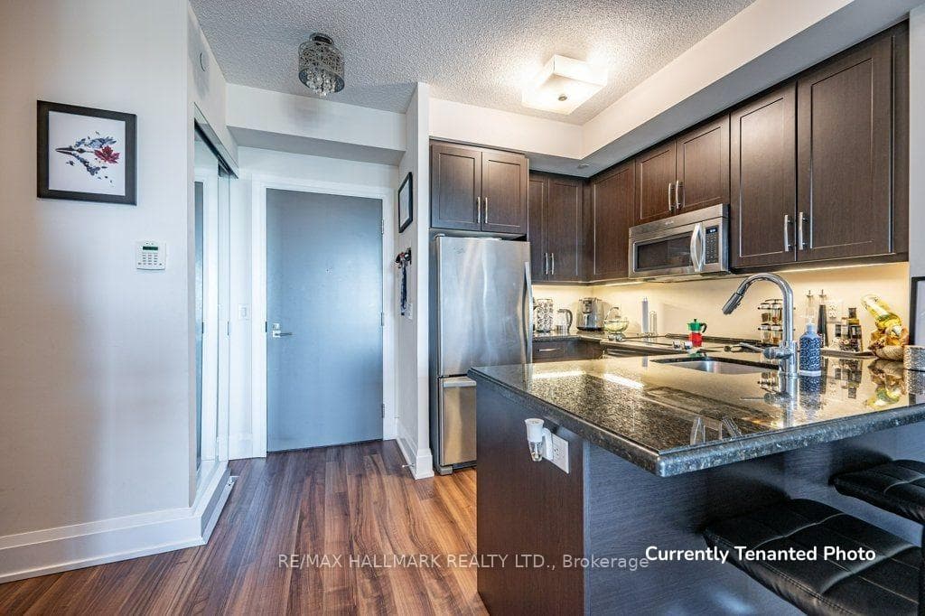 1 Old Mill Drive Unit 718 photo 3