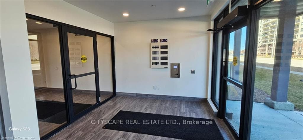 191 Elmira Road Unit PH809 photo 3