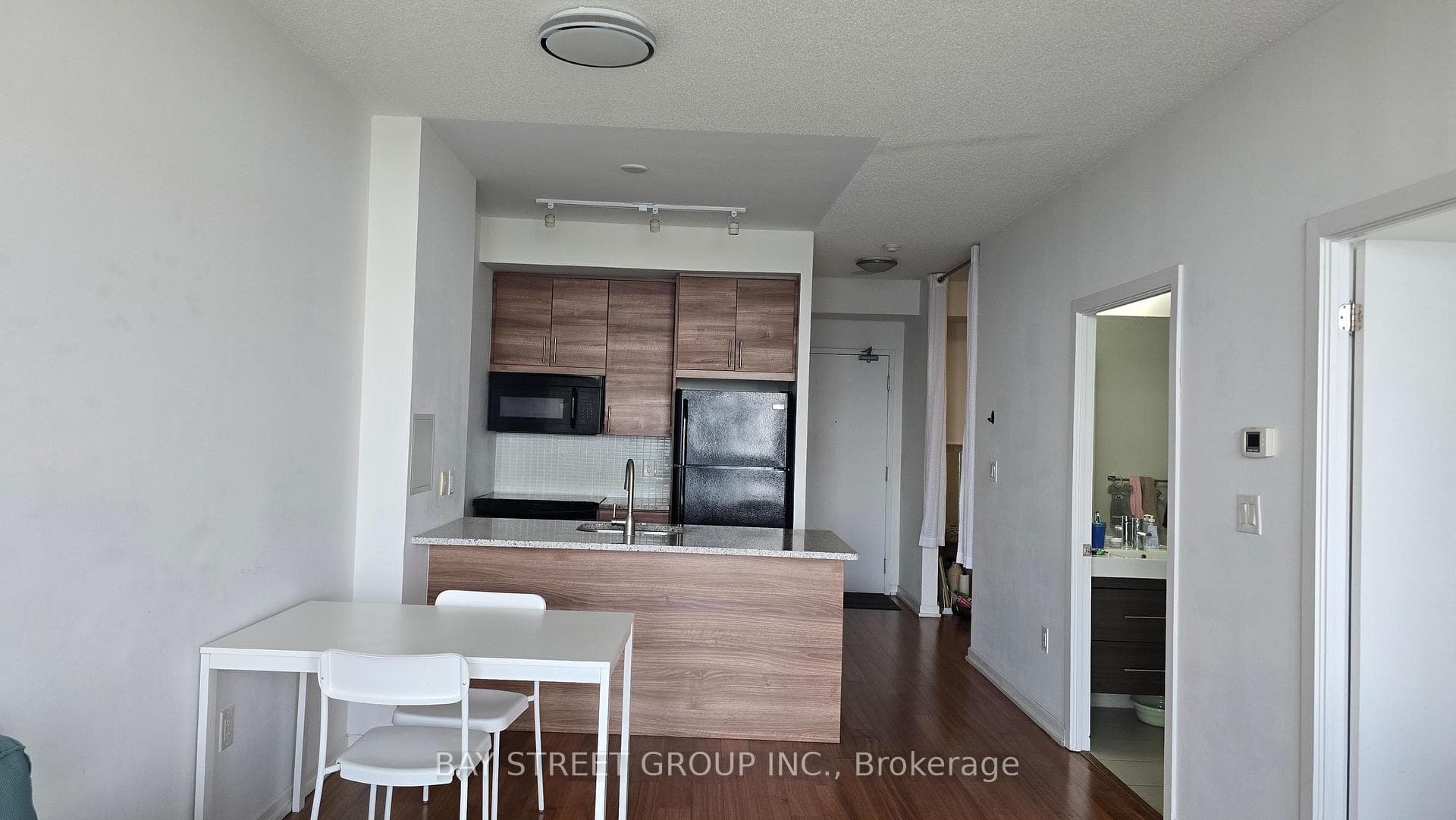 70 Forest Manor Road Unit 2703 photo 4