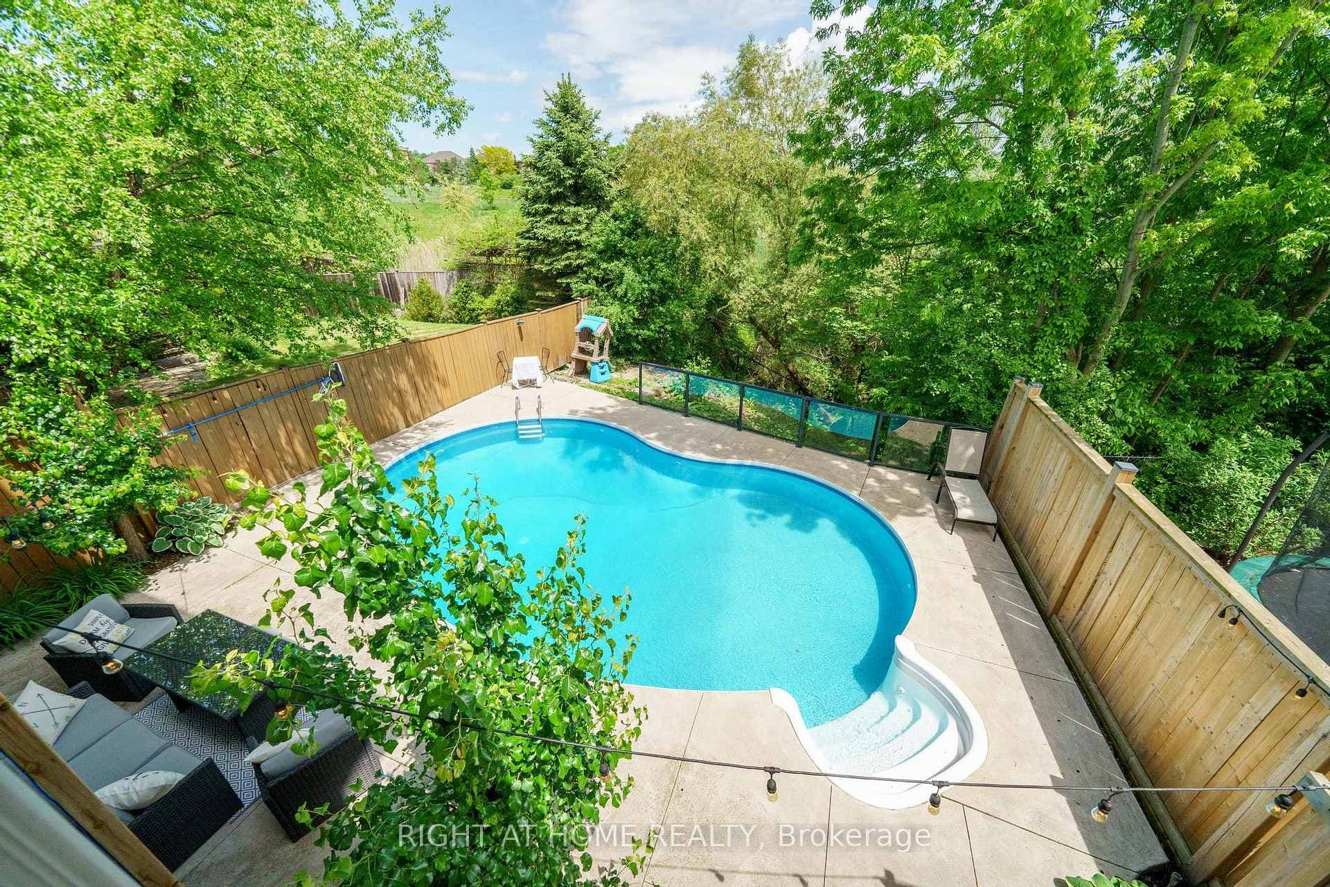 63 Newcombe Road photo 31