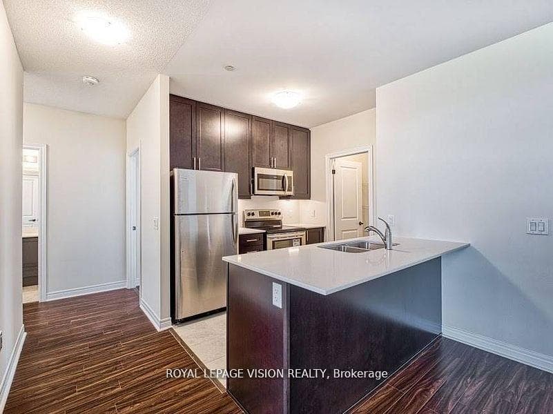 39 New Delhi Drive Unit 605 photo 14