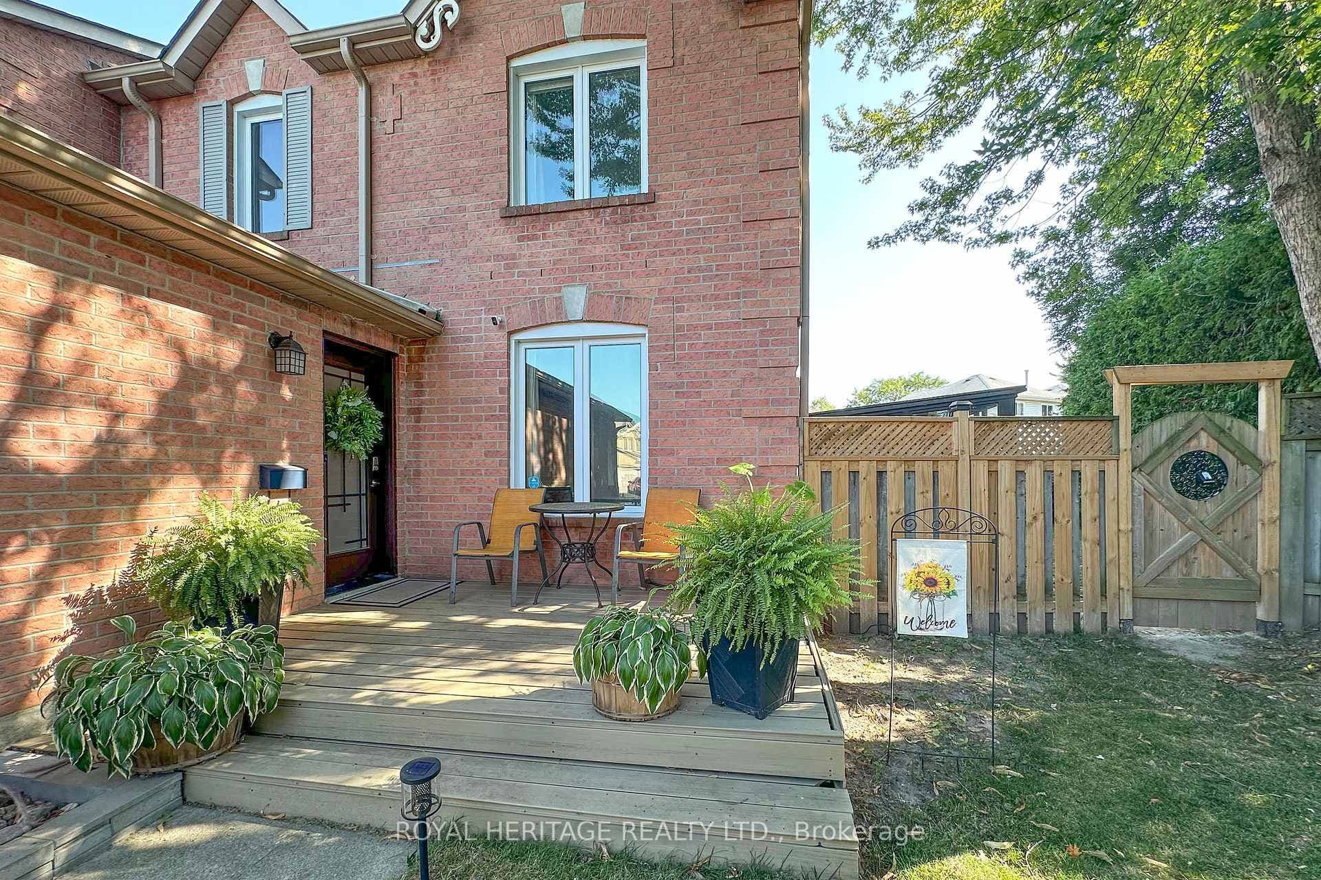 3 Hillhurst Crescent photo 2