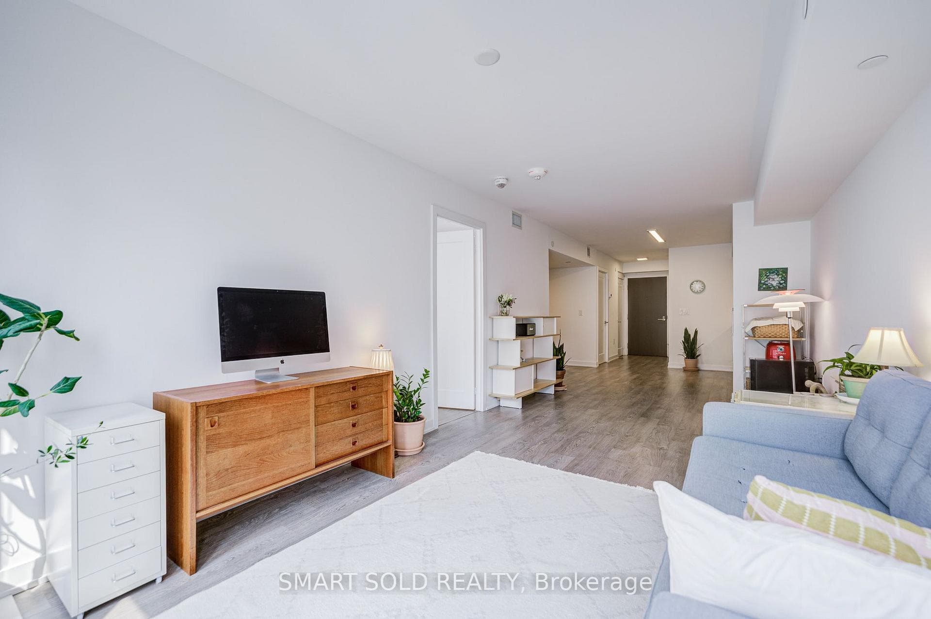 50 Mccaul Street Unit 813 photo 26