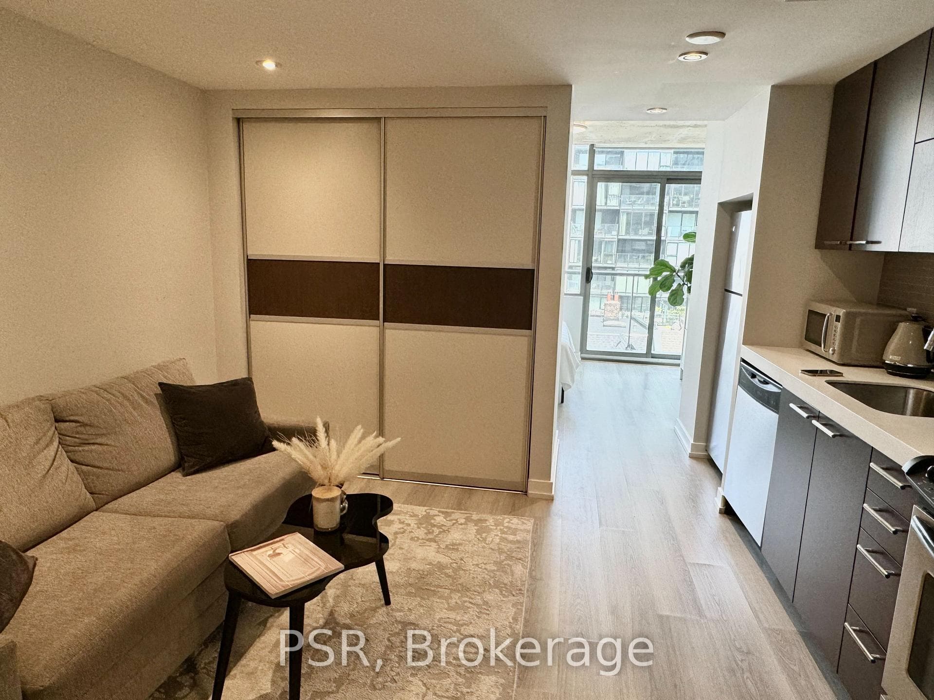 55 Stewart Street Unit 611 photo 18