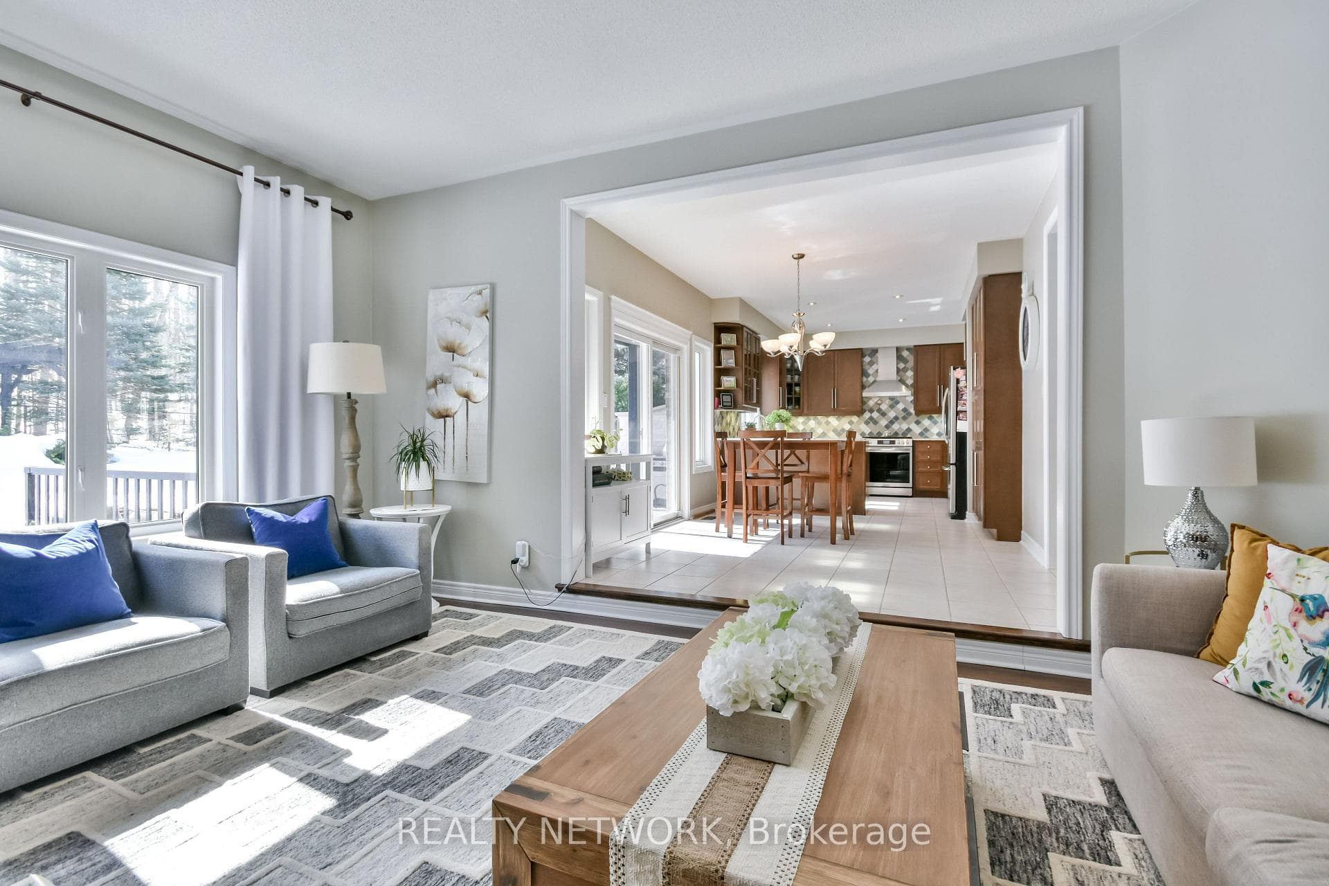 5 Camelot Square photo 17