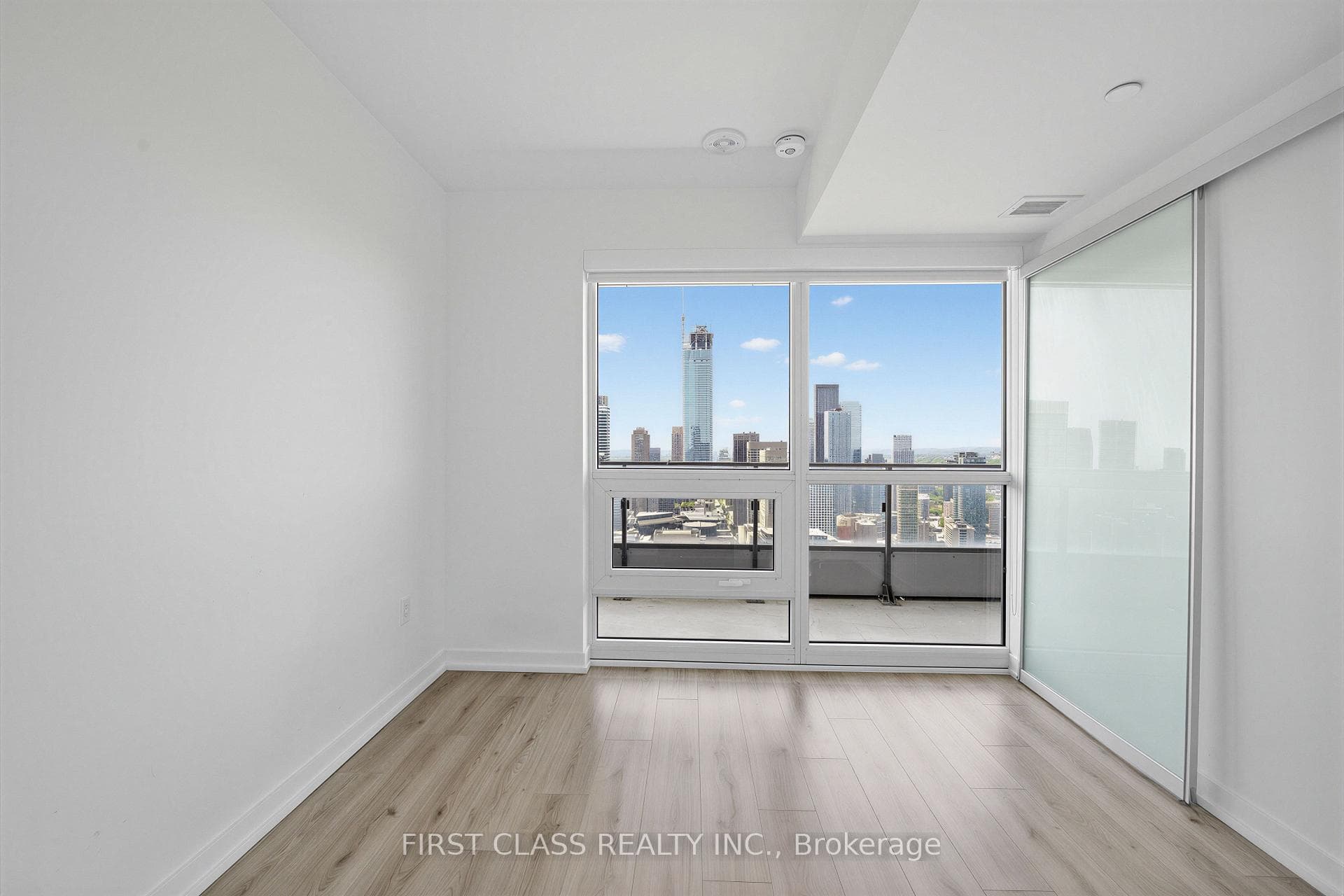 395 Bloor Street Unit 4203 photo 15