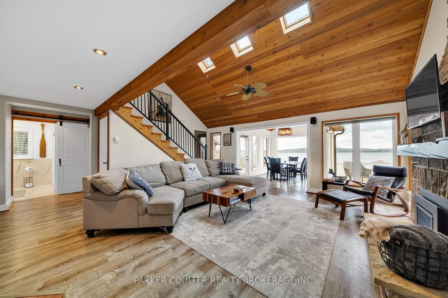 89 High Rock Drive photo 15