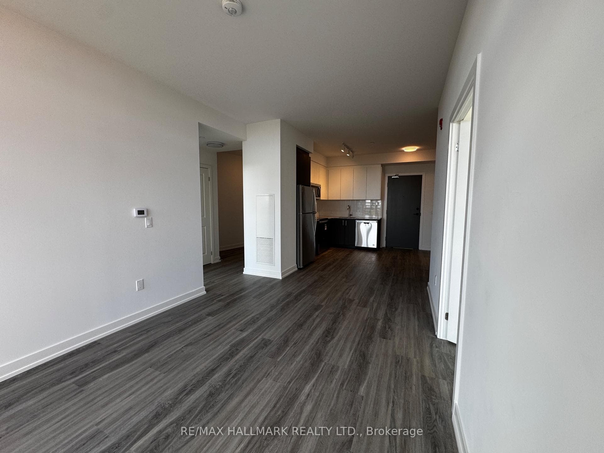 1010 Dundas Street Unit 513 photo 18