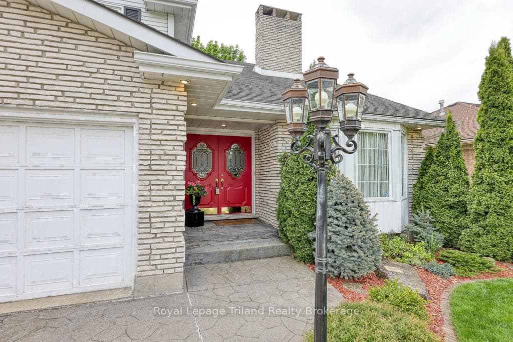 14 Blackfoot Place photo 4