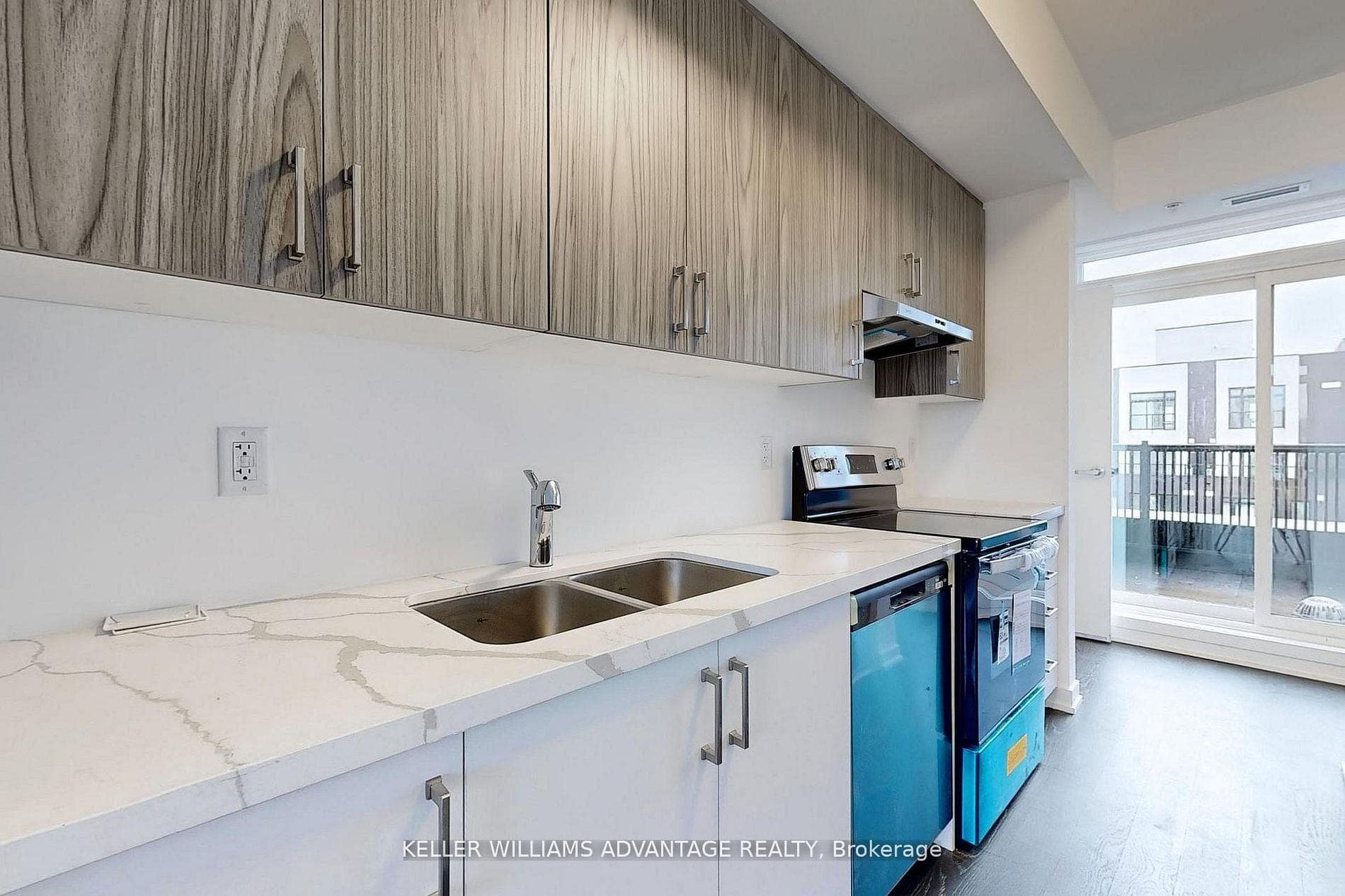 188 Angus Drive Unit 26 photo 10