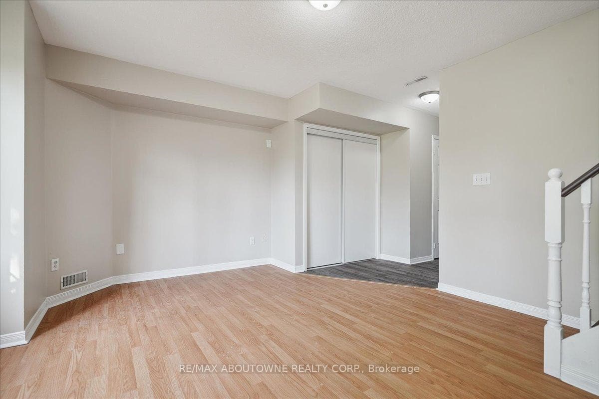 5110 Fairview Street Unit 27 photo 34