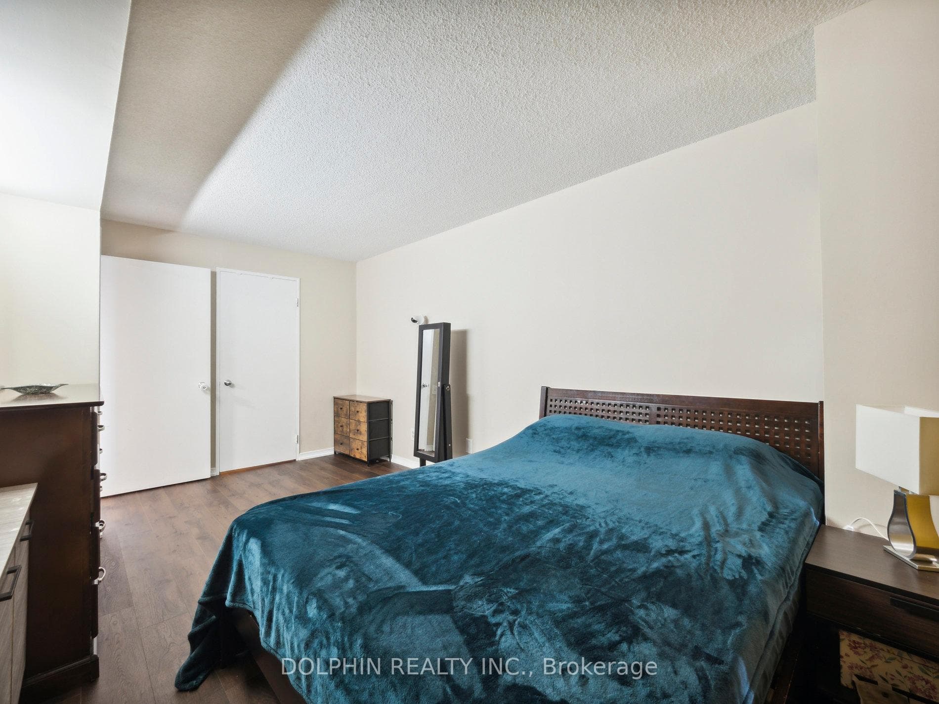 2460 Eglinton Avenue Unit 1002 photo 17