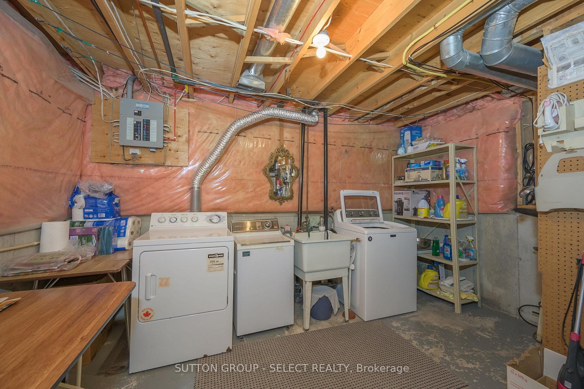 56 BUCHAN Road photo 36