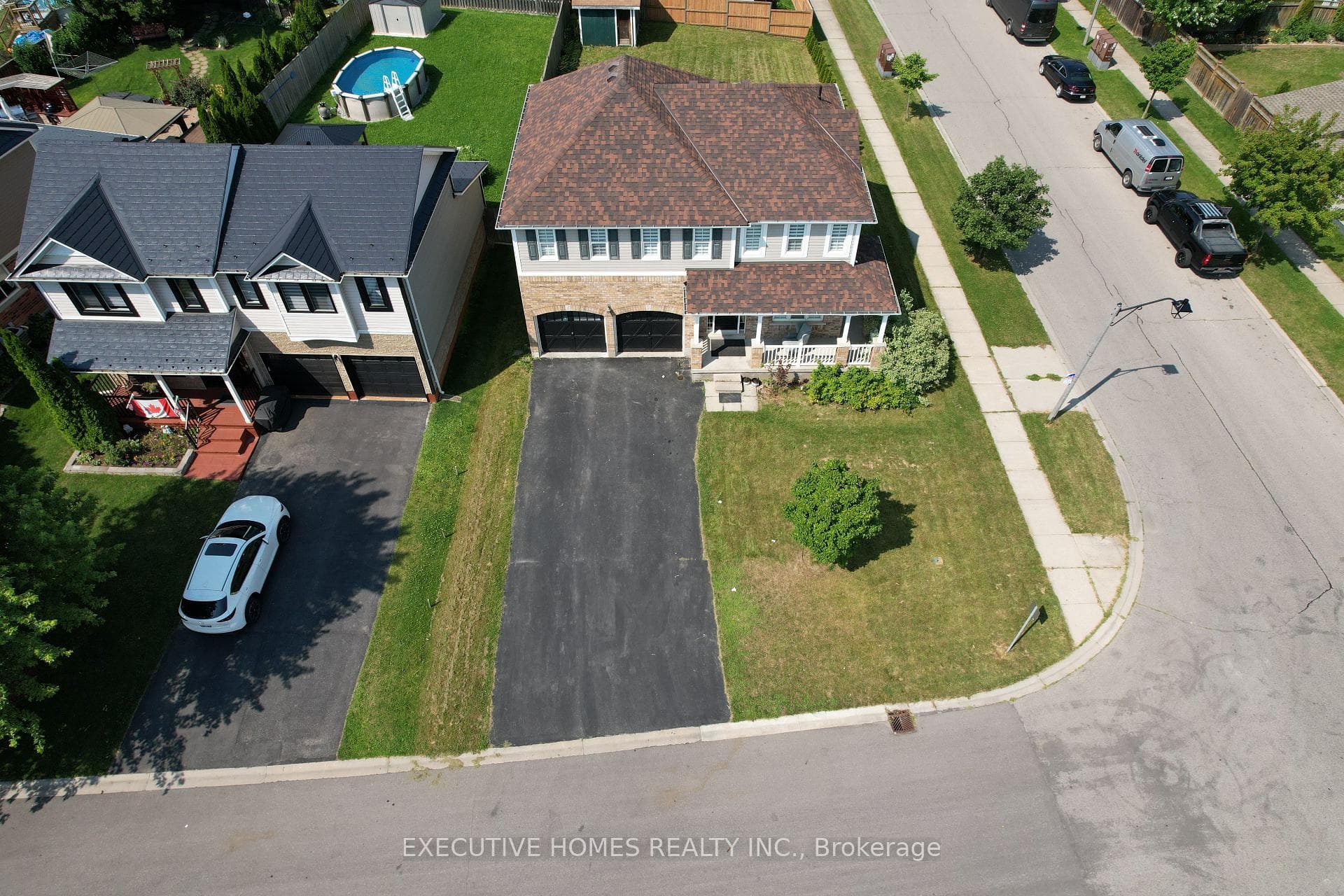2 Mathews Court photo 2