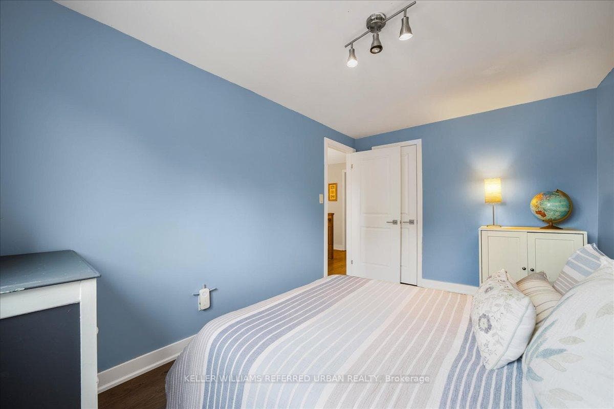 51 Stately Way photo 25
