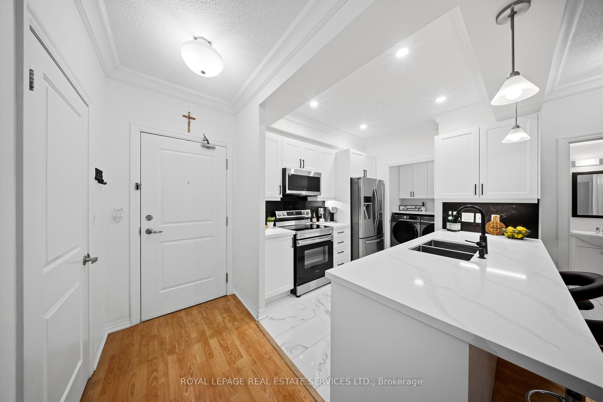245 Dalesford Road Unit 114 photo 7