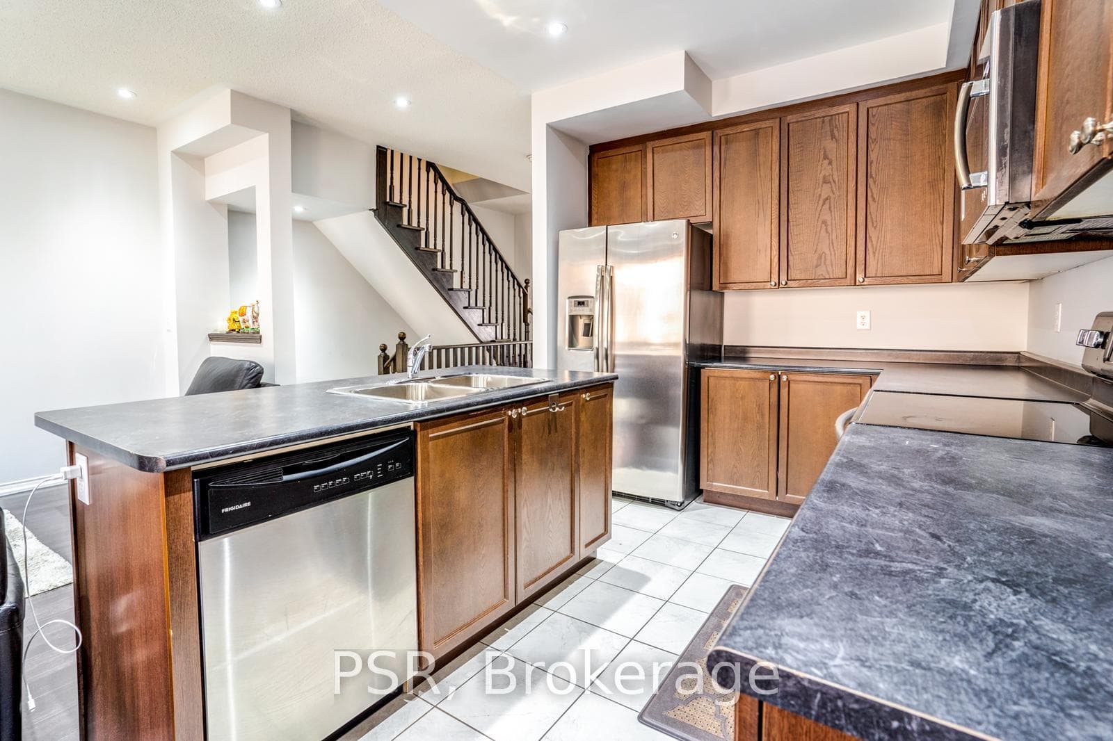 15 Quarrie Lane photo 15