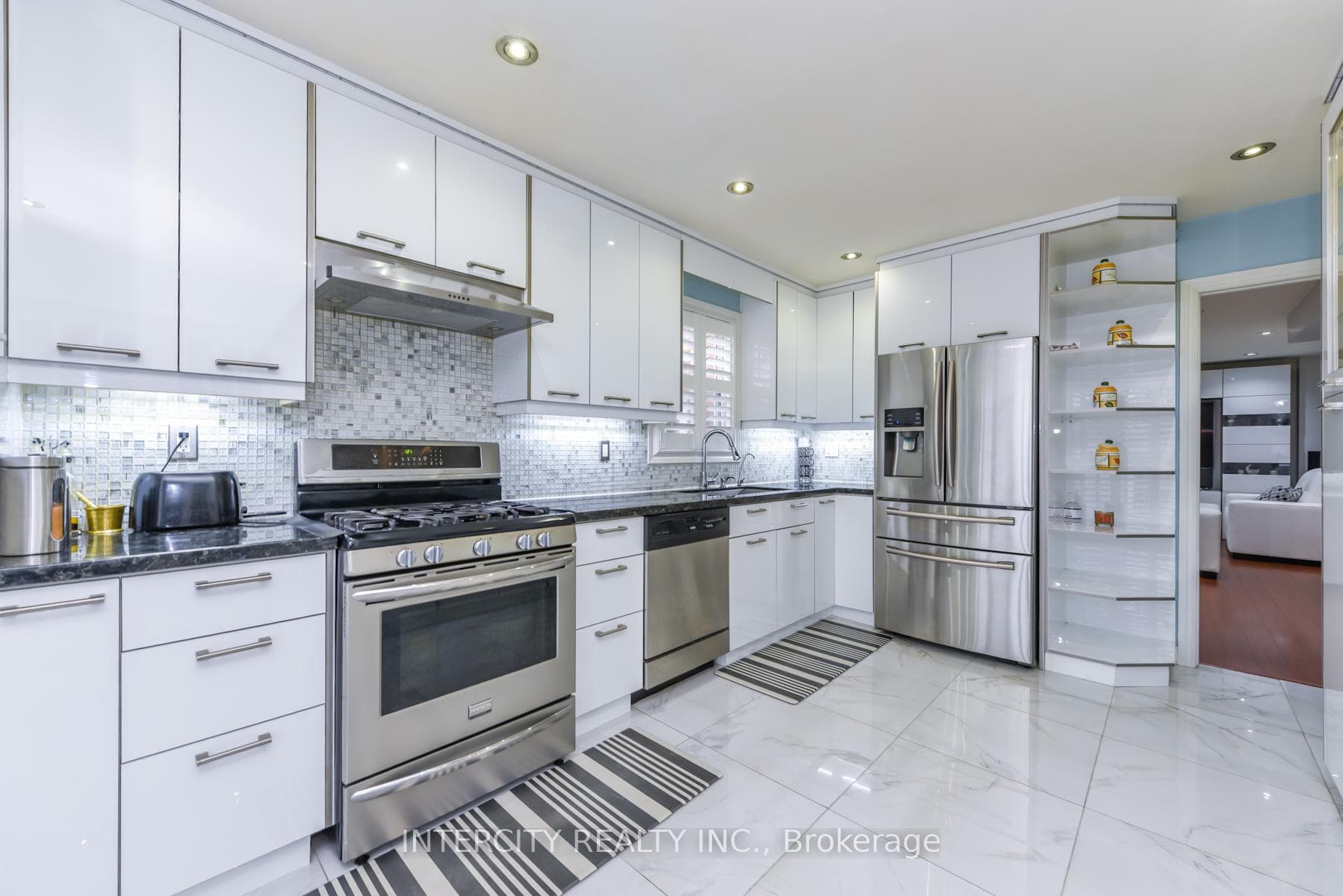 7140 Dalewood Drive photo 24