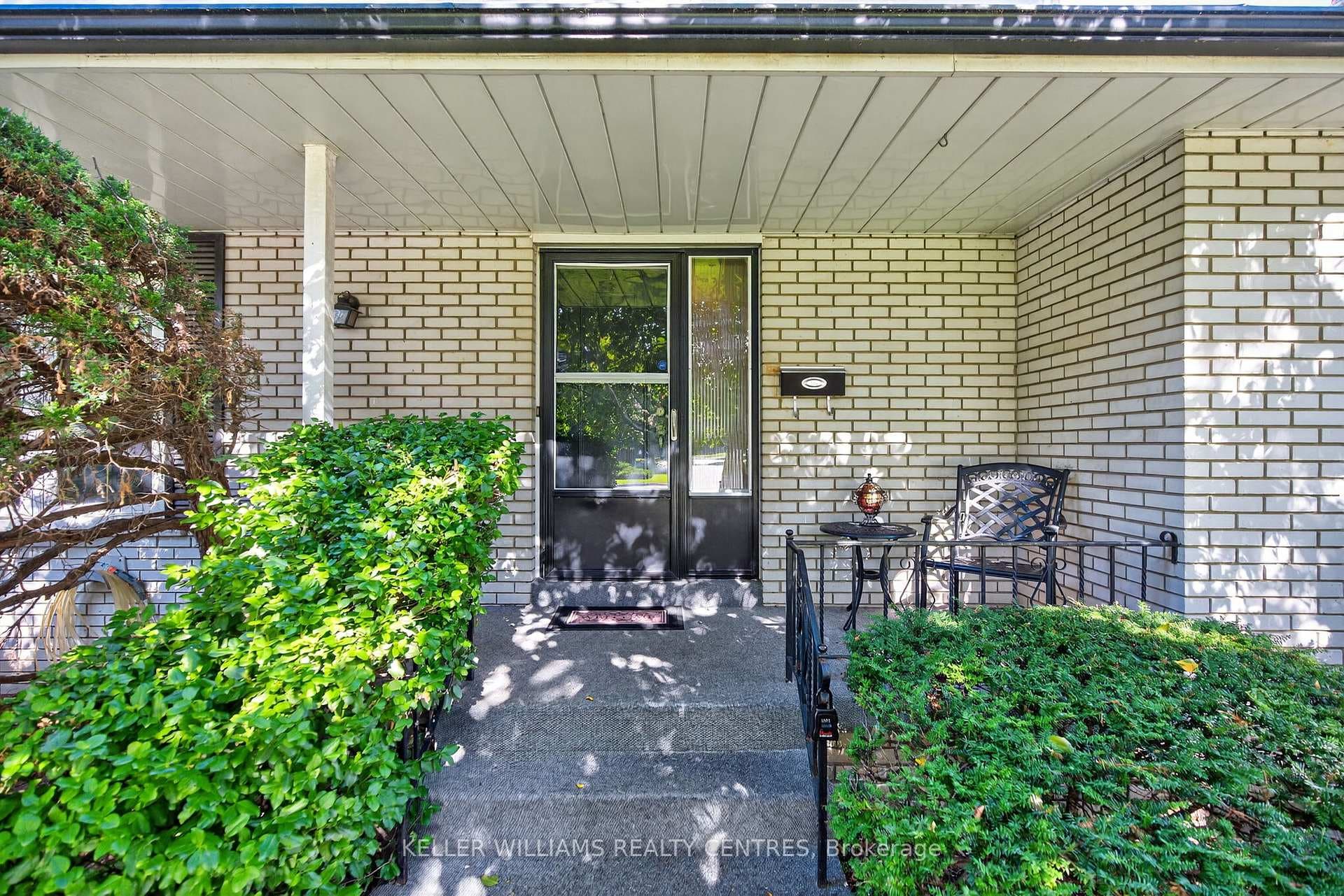57 Hillside Drive photo 3