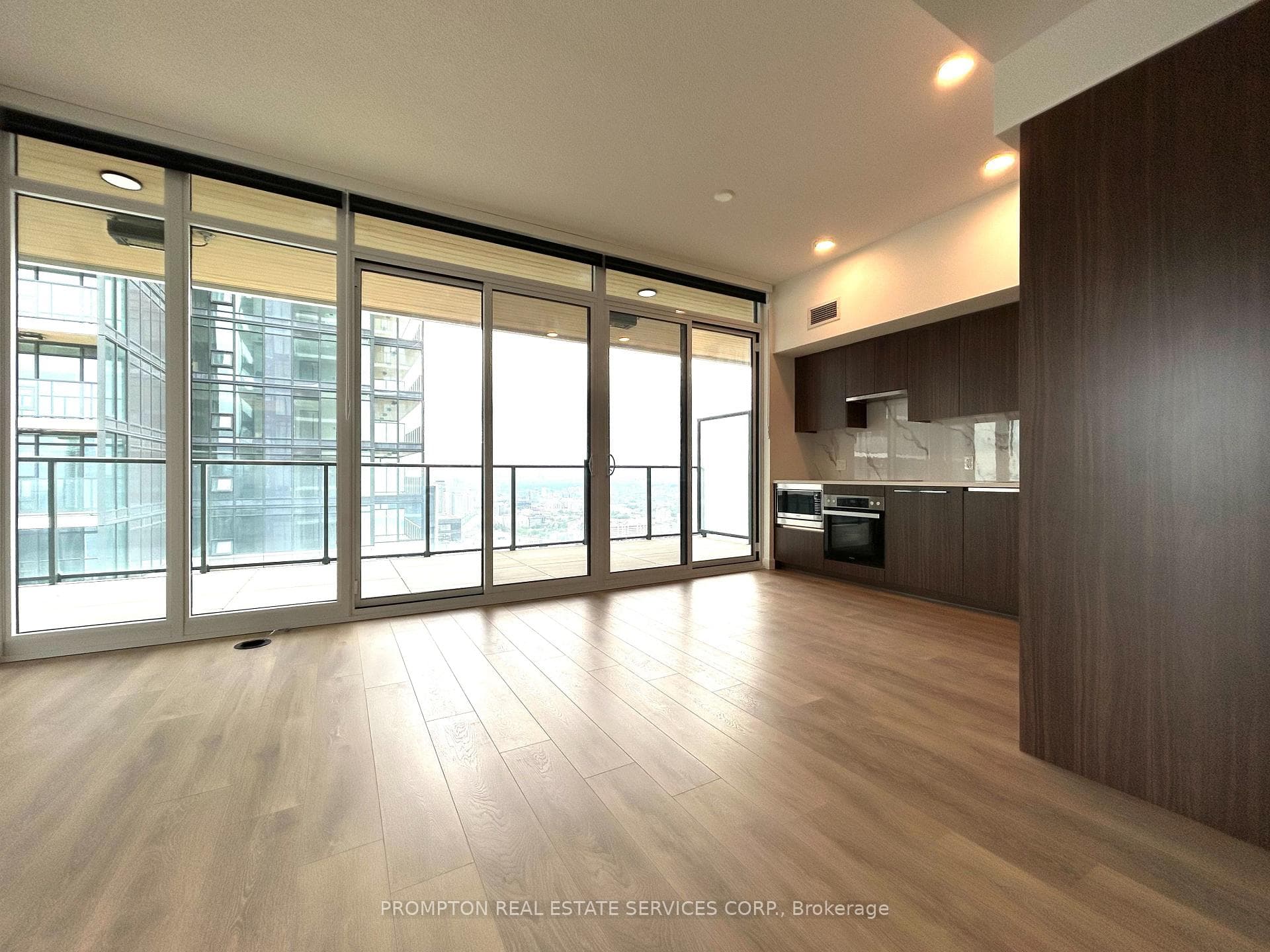 1 Concord Cityplace Way Unit 5610 photo 3