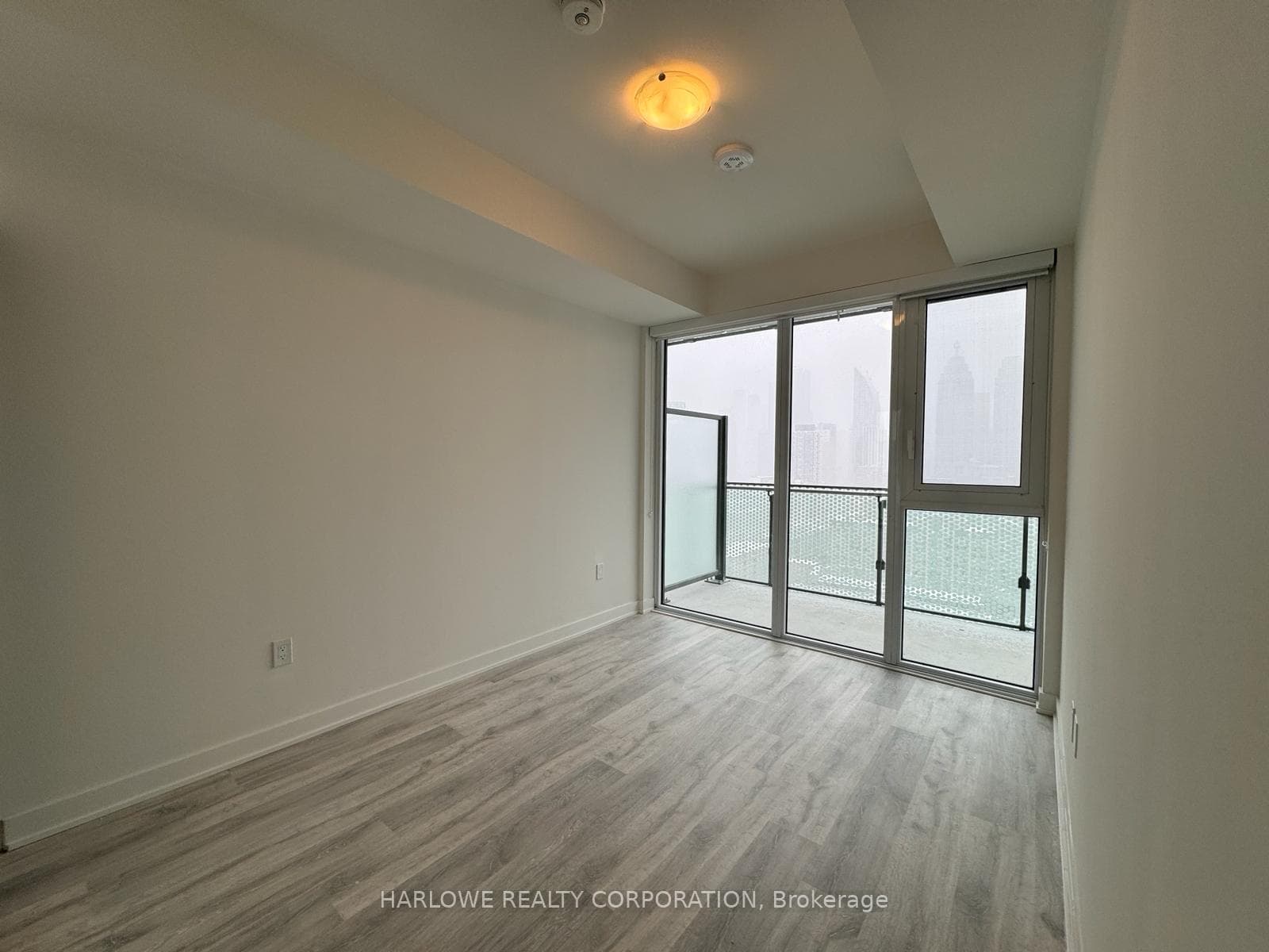 135 Lower Sherbourne Street Unit 1856 W photo 7