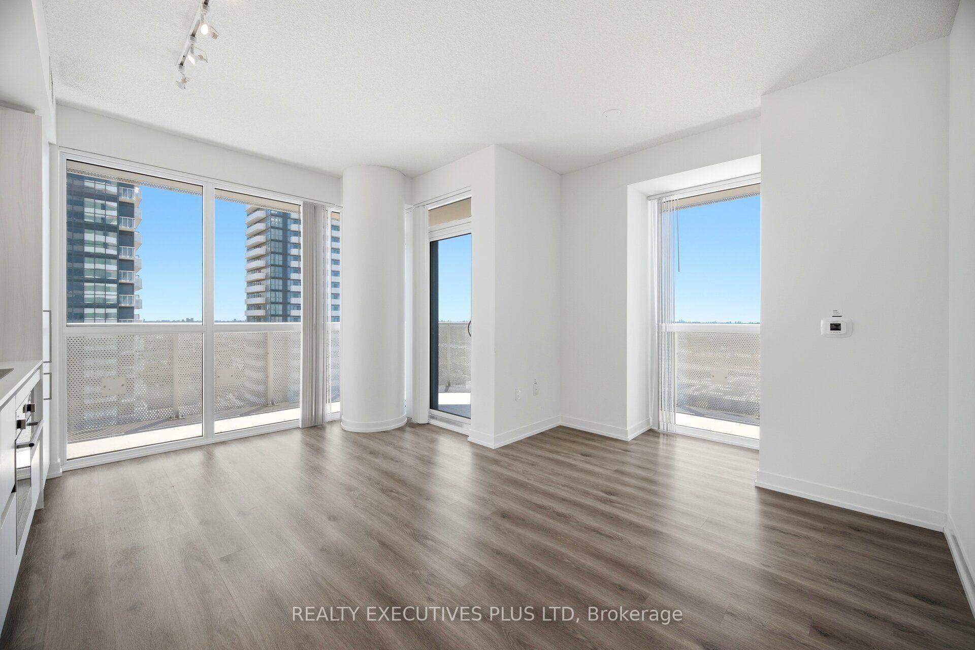 225 Commerce Street Unit 3202 photo 14