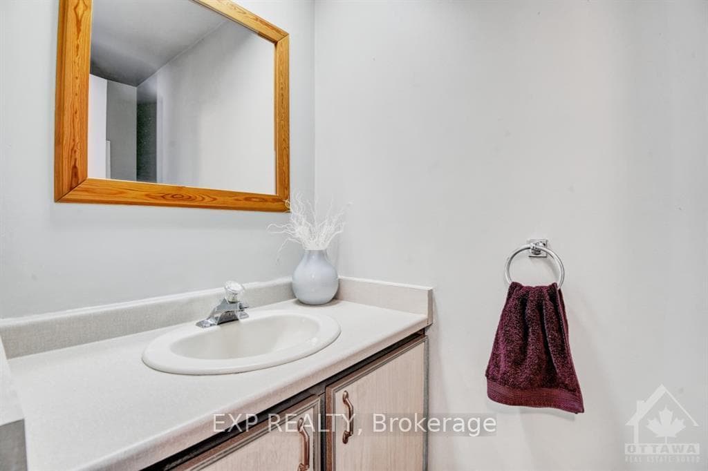 52 VENTNOR Way photo 11