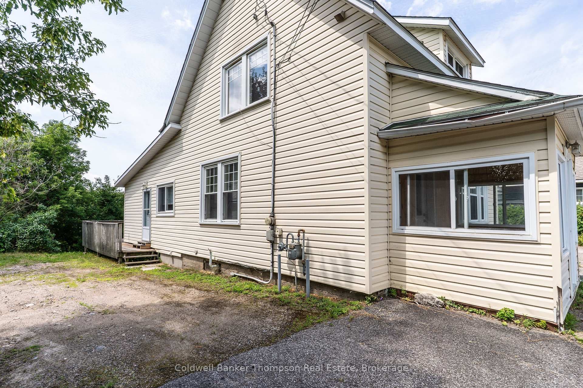 135 Ontario Street photo 39