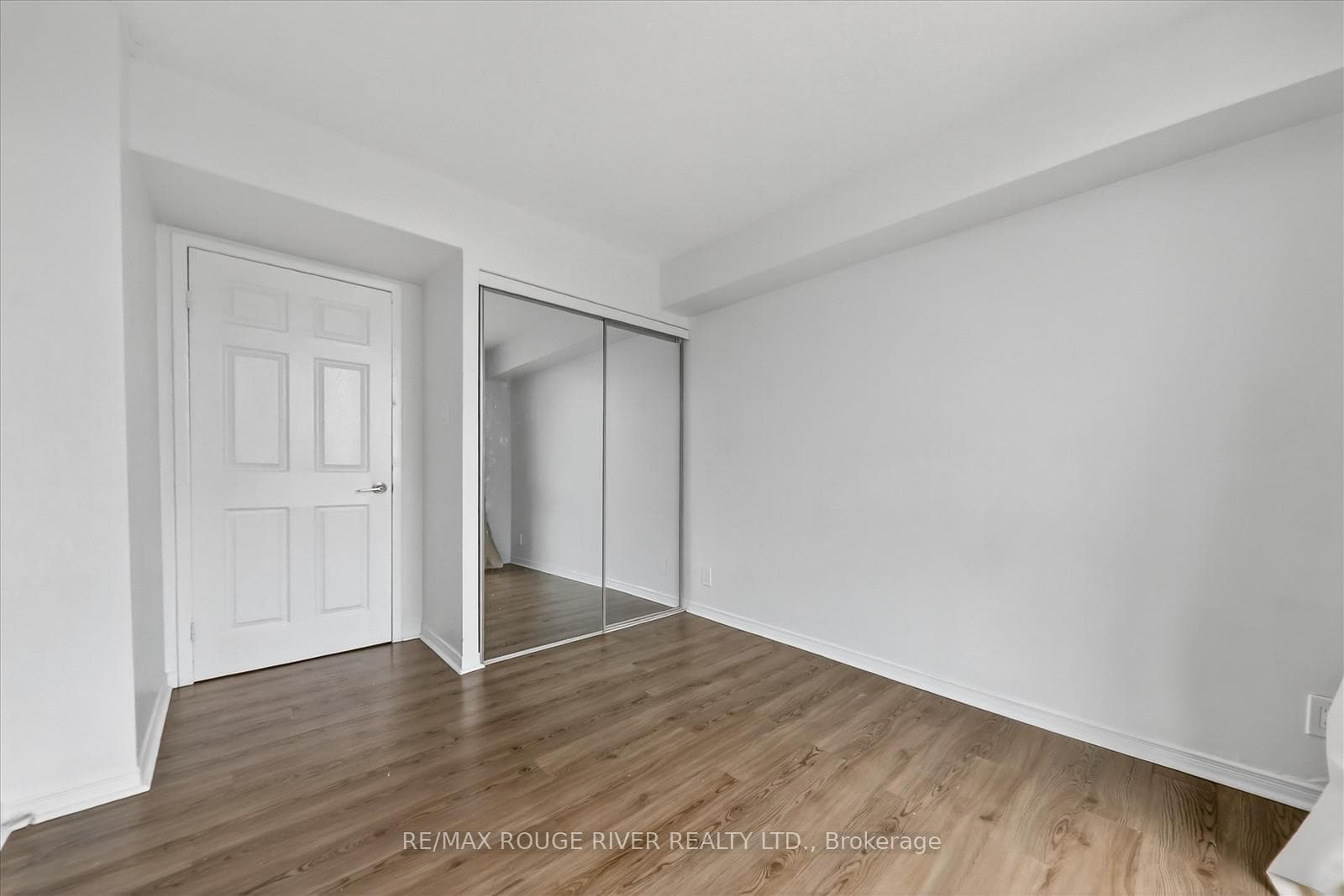 8 Silver Bell Grove Unit 309 photo 26