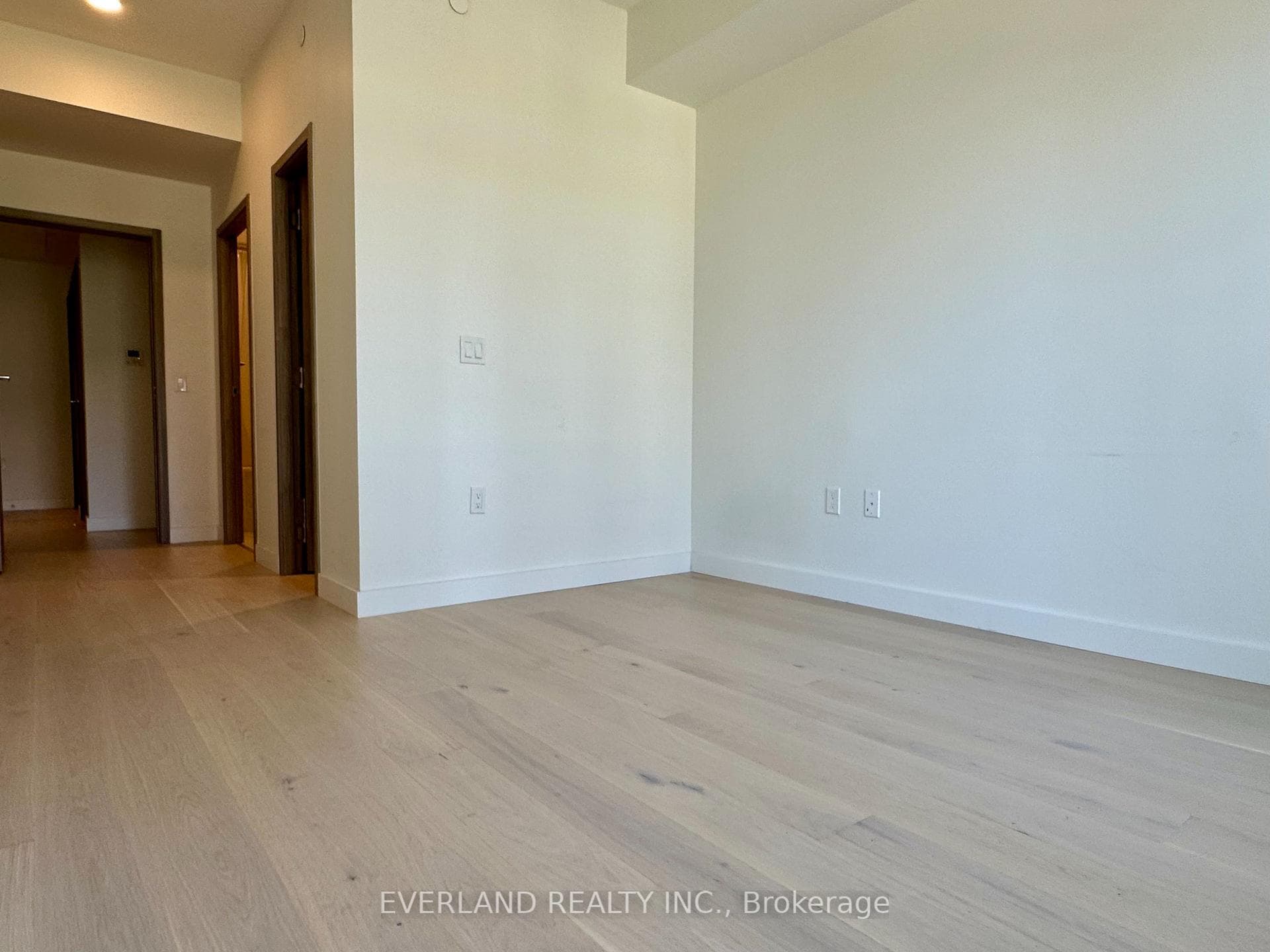95 Mcmahon Drive Unit TH509 photo 10