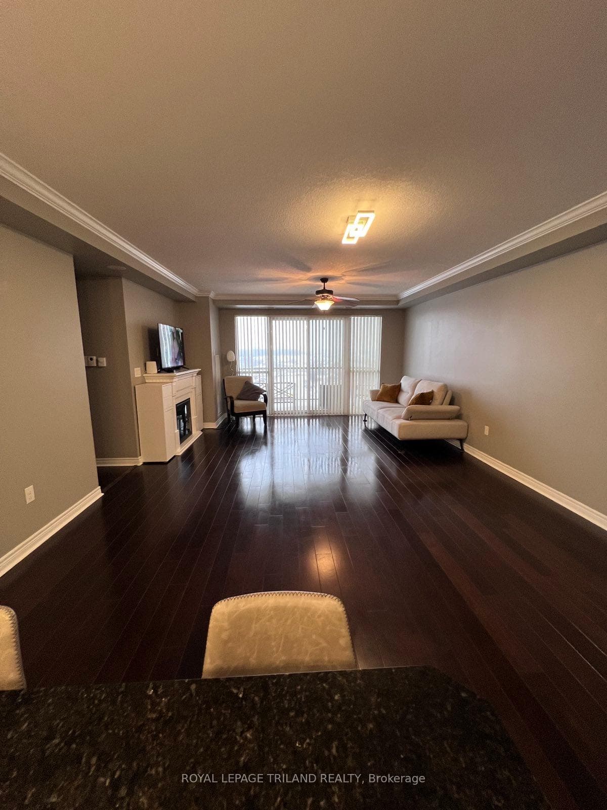 1030 CORONATION Drive Unit 909 photo 11