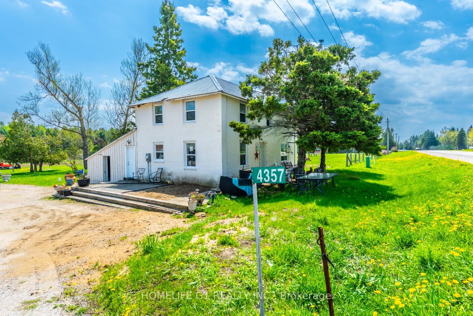 4357 Penetanguishene Road photo 4